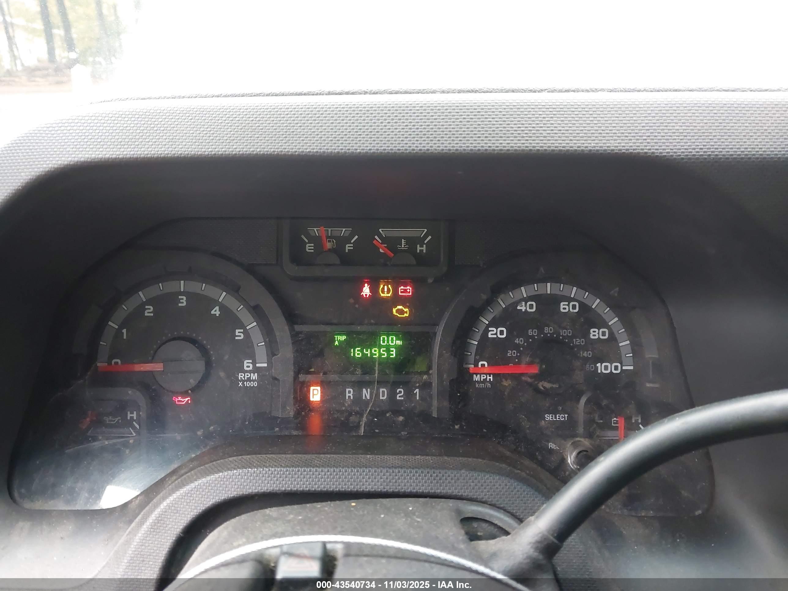 FORD E-250 image 7