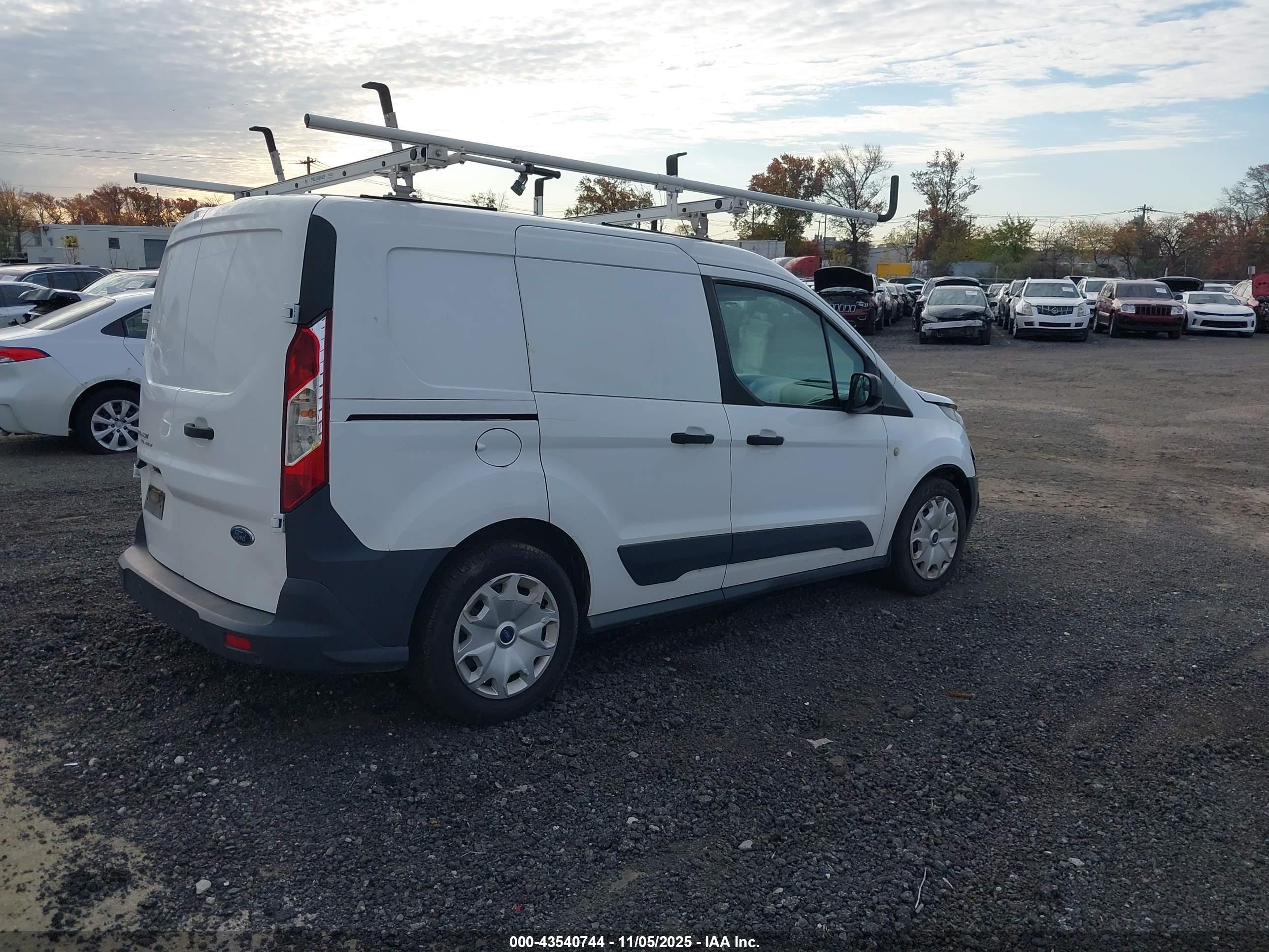 FORD TRANSIT image 4