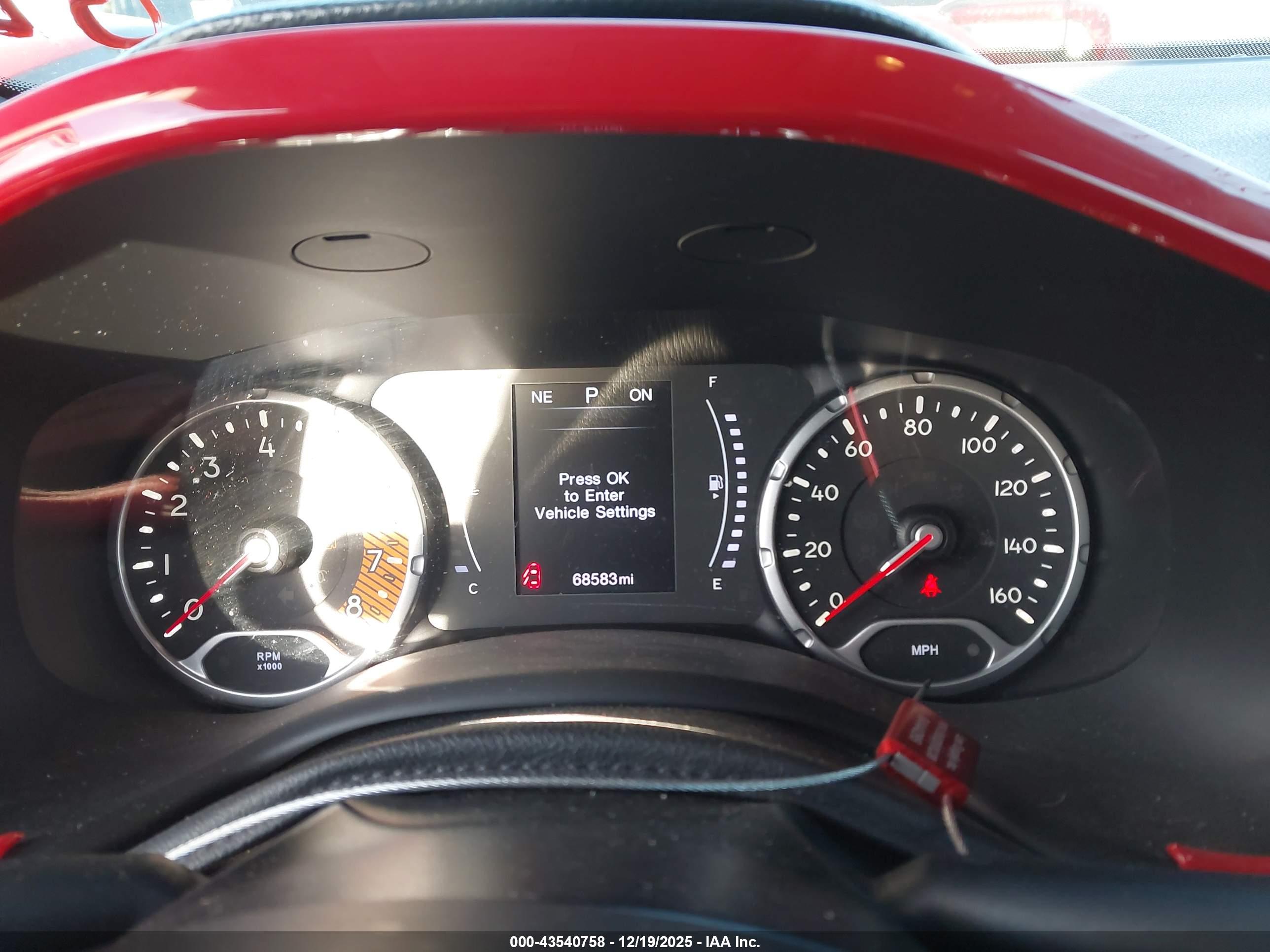 JEEP RENEGADE image 7