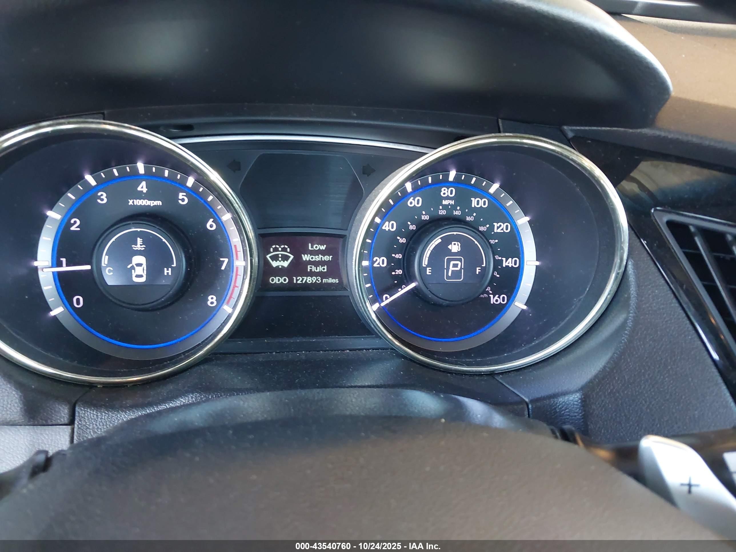 HYUNDAI SONATA image 7