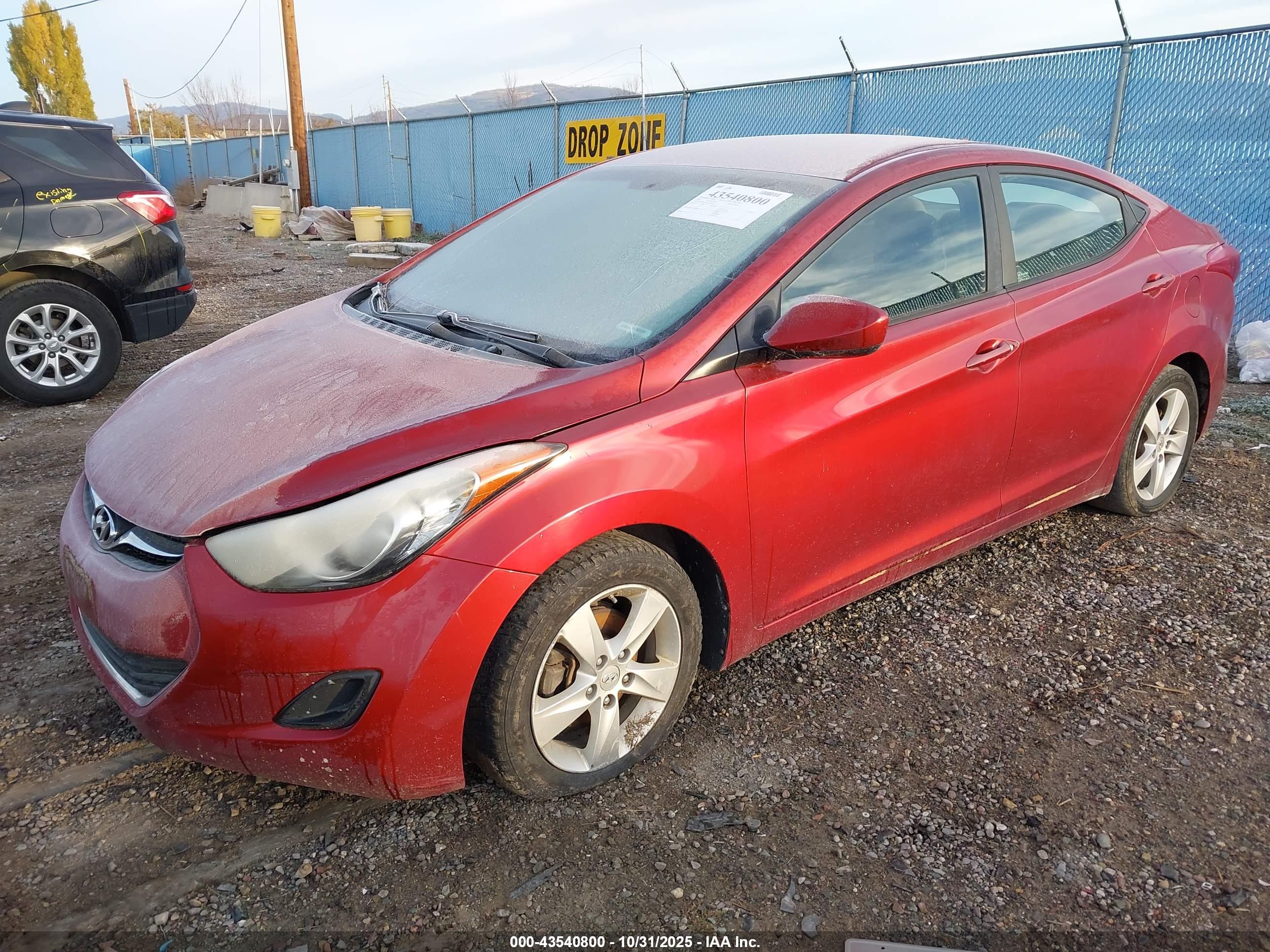 HYUNDAI ELANTRA image 2