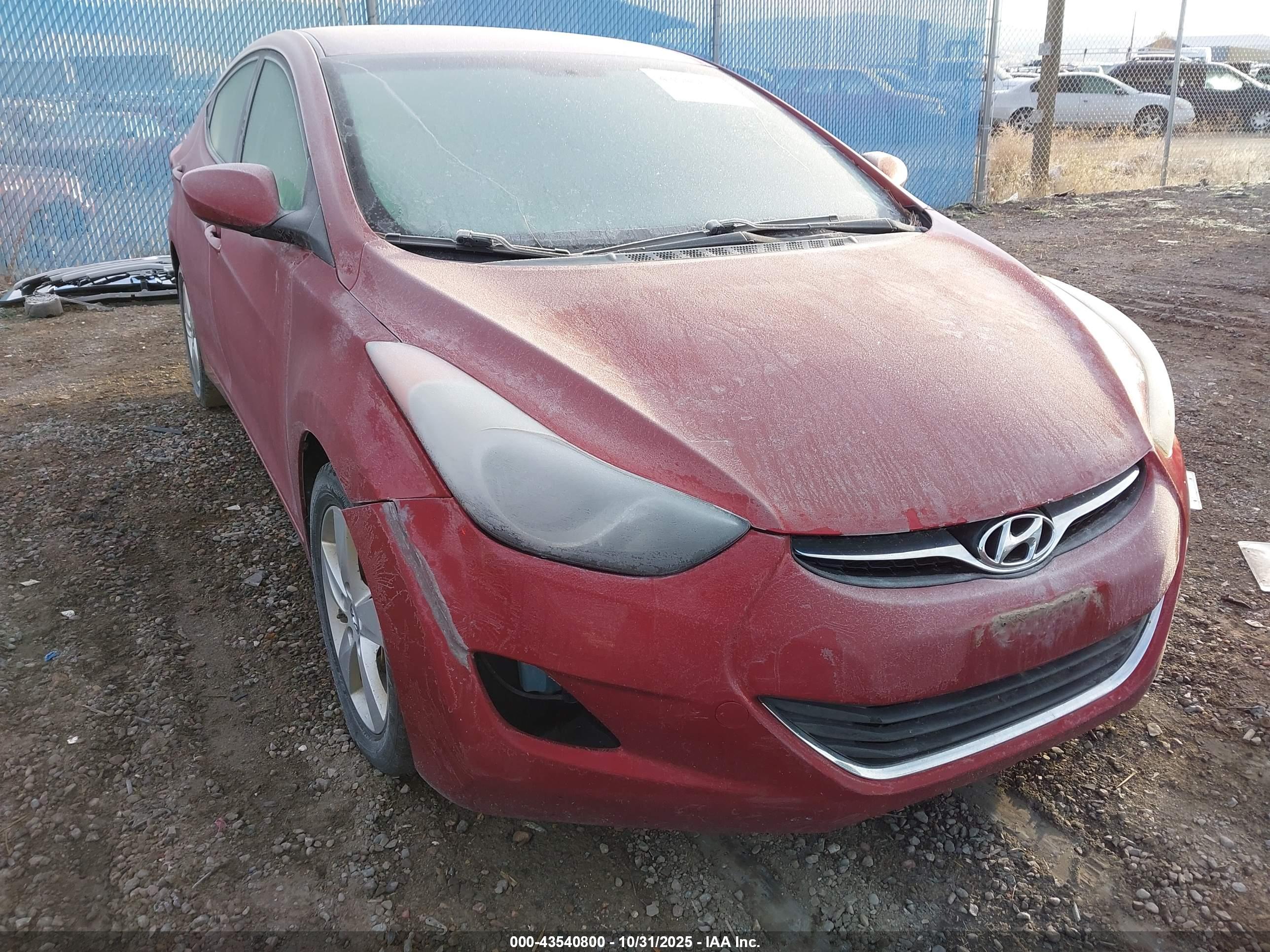 HYUNDAI ELANTRA image 6