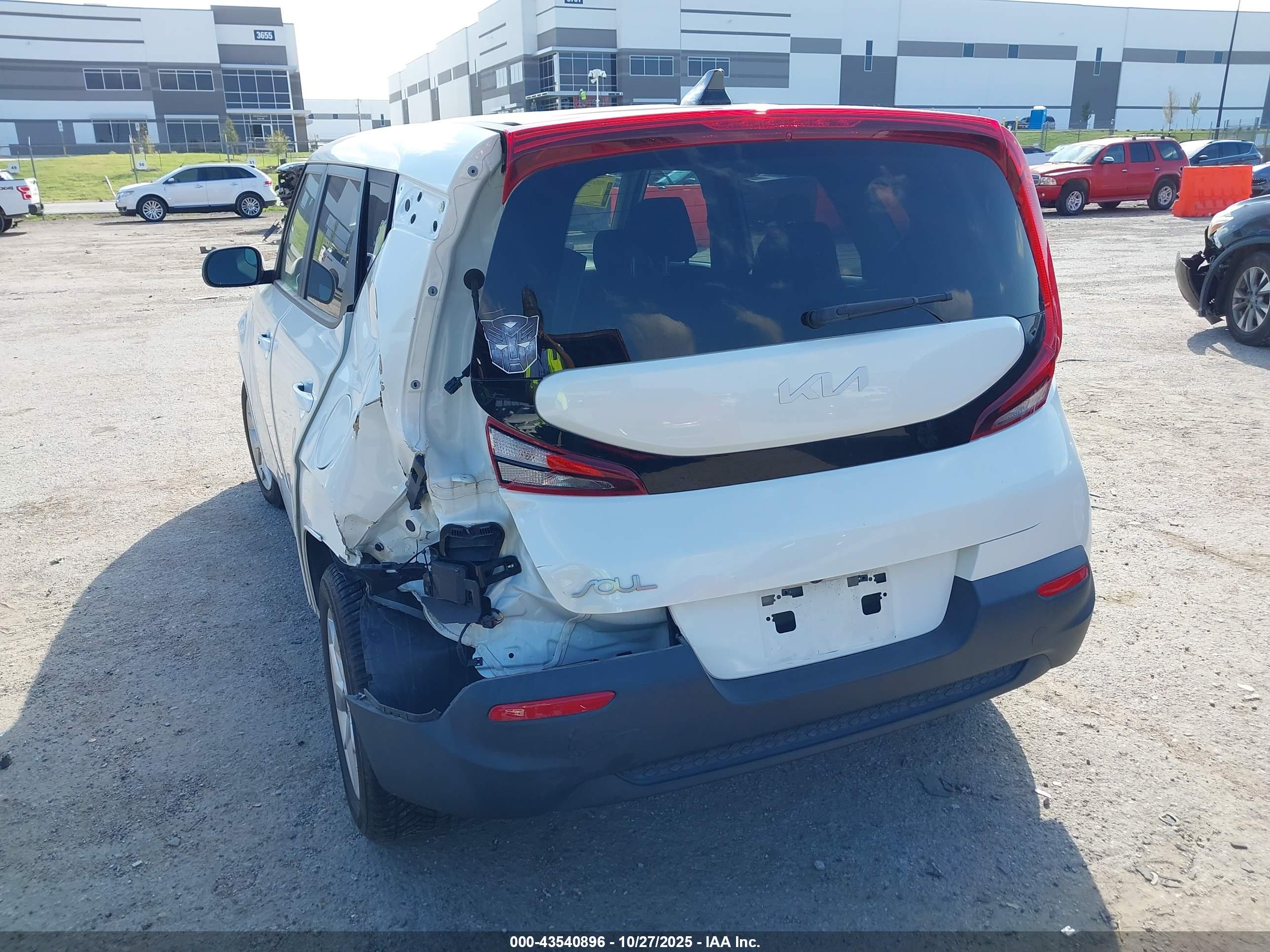 KIA SOUL image 3