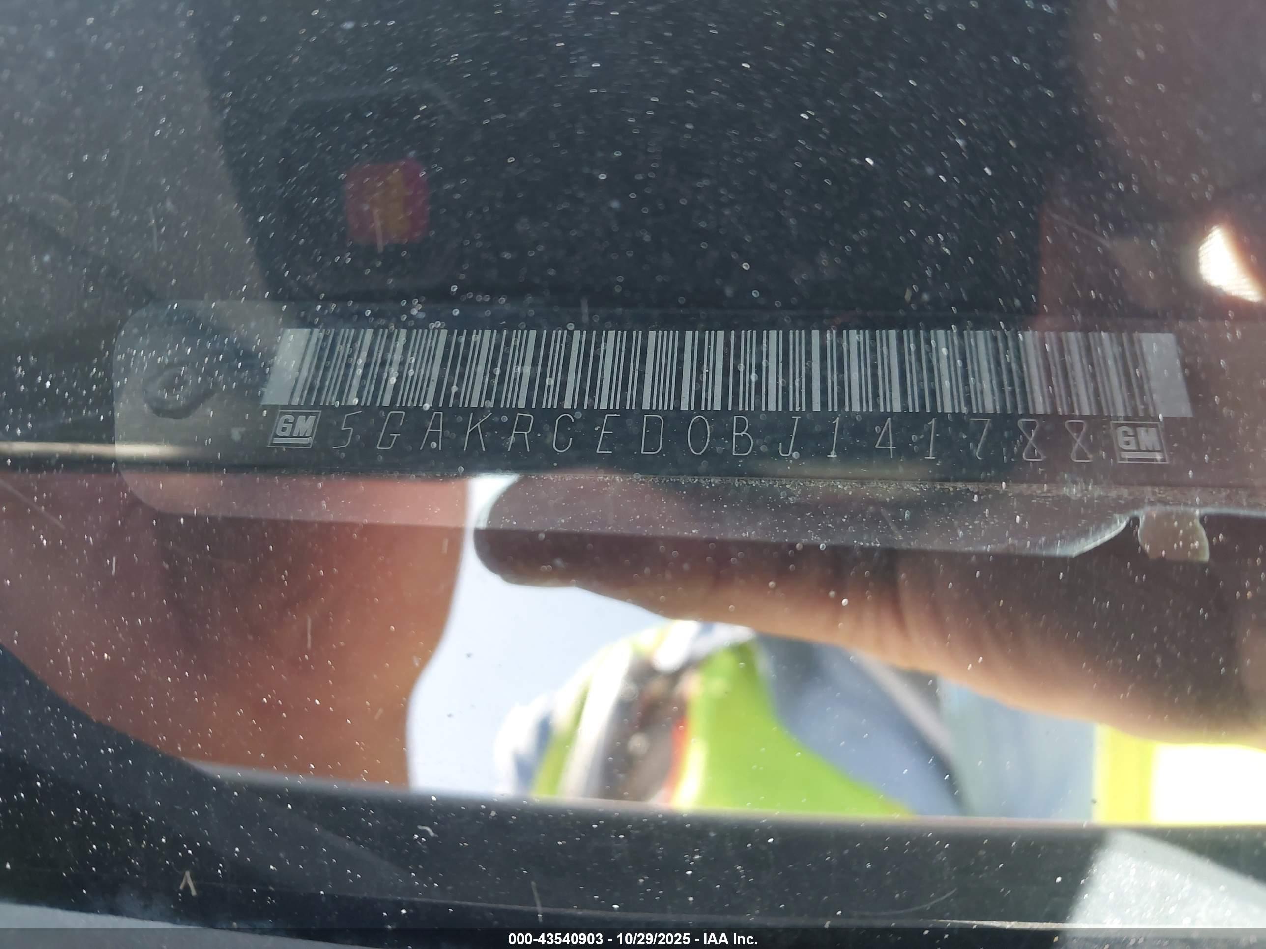 BUICK ENCLAVE image 9
