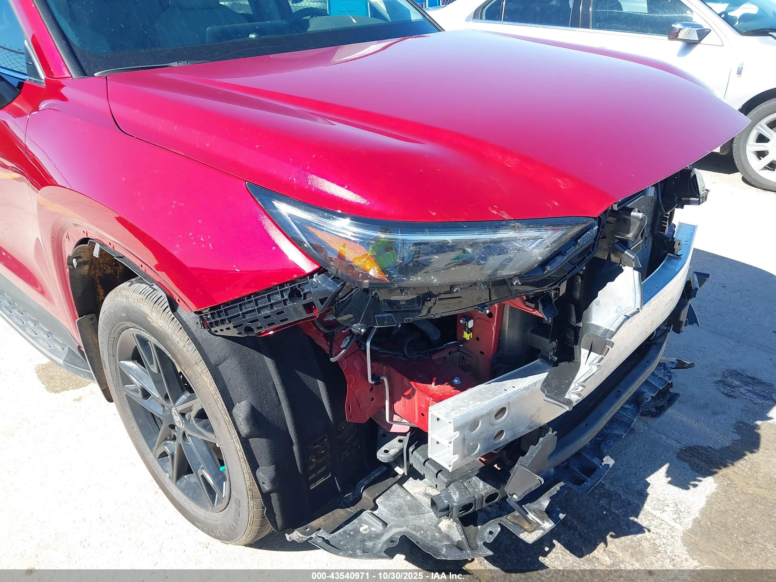 TOYOTA GRAND image 6