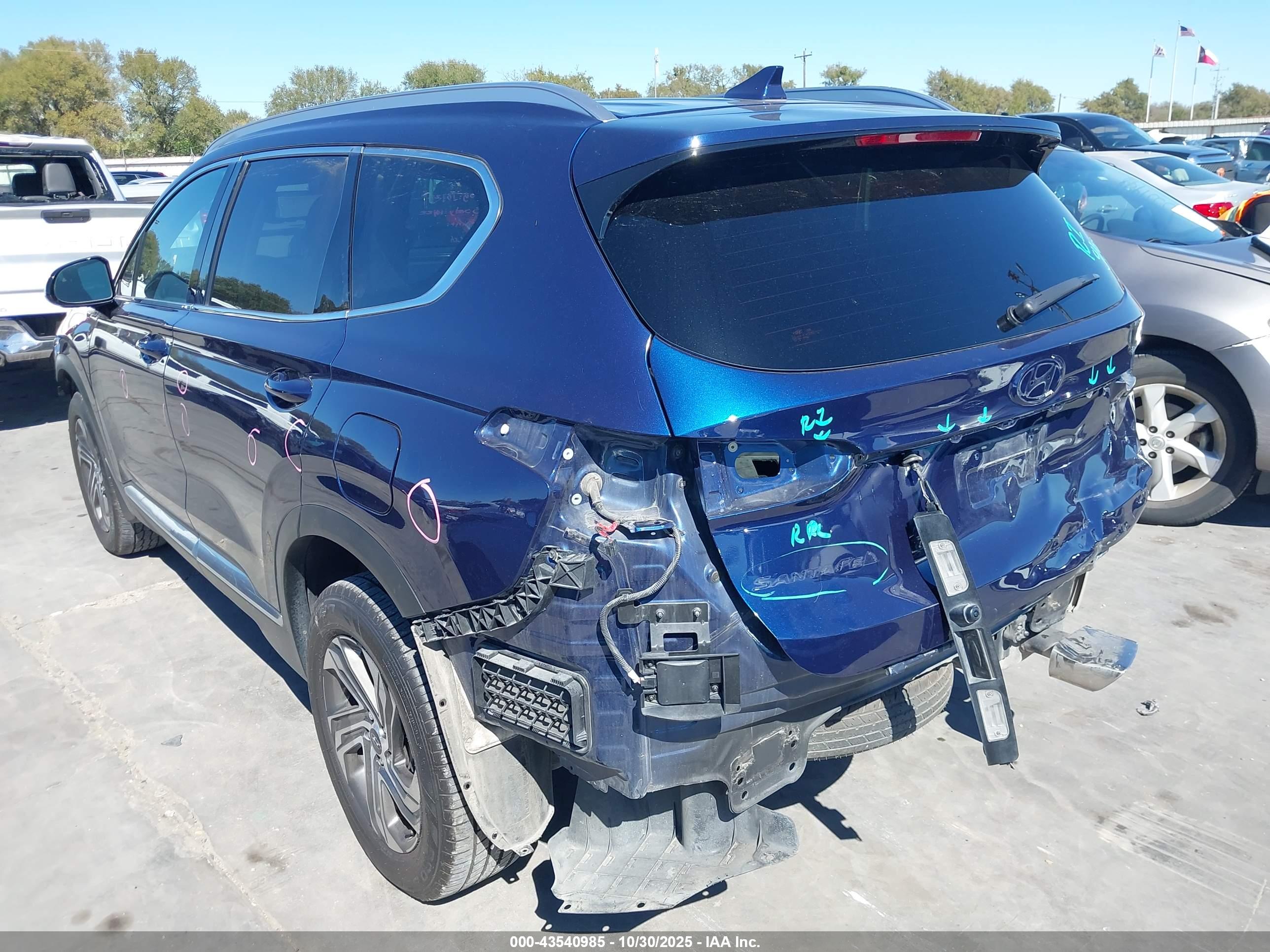 HYUNDAI SANTA image 3