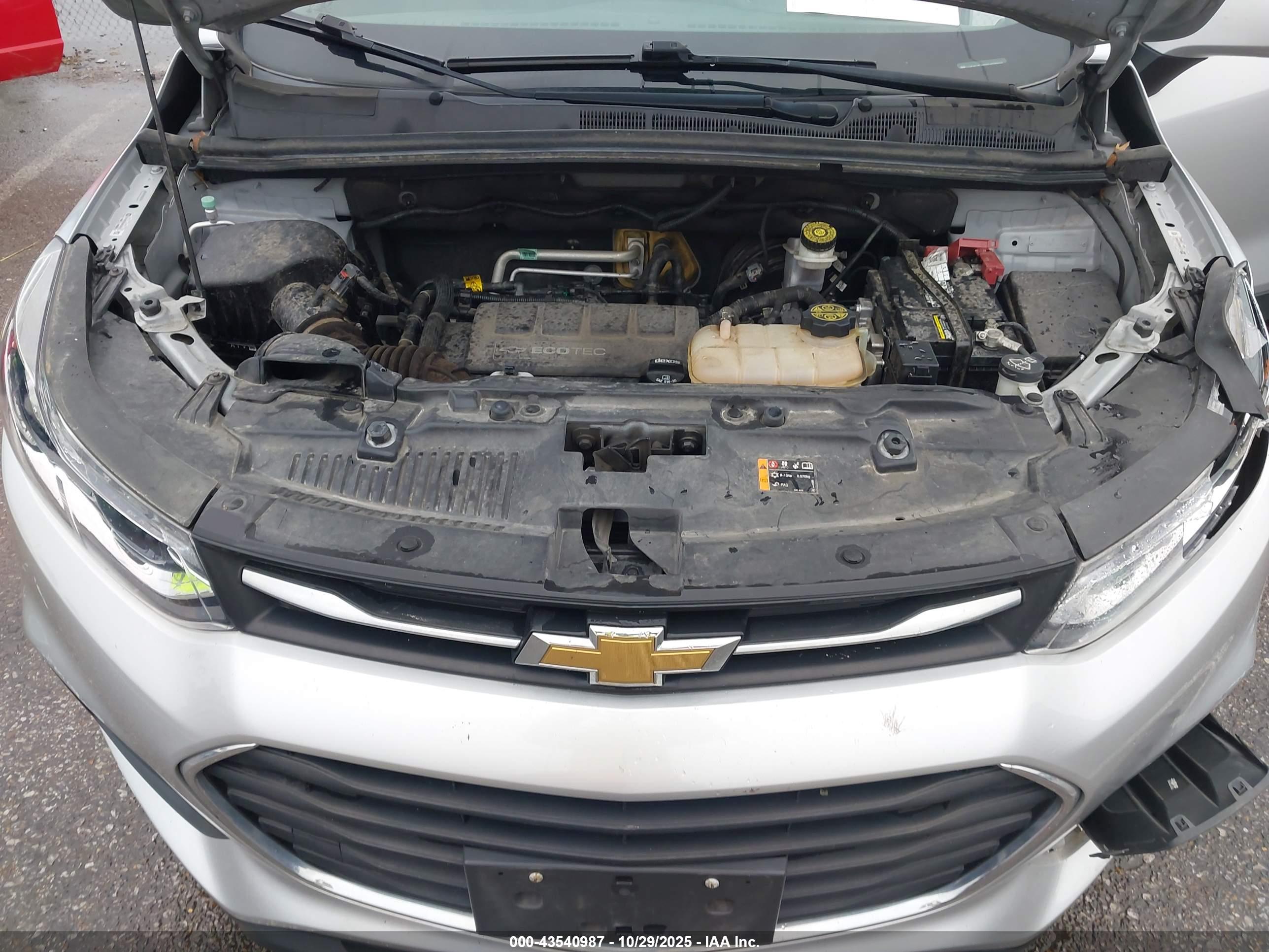 CHEVROLET TRAX image 10