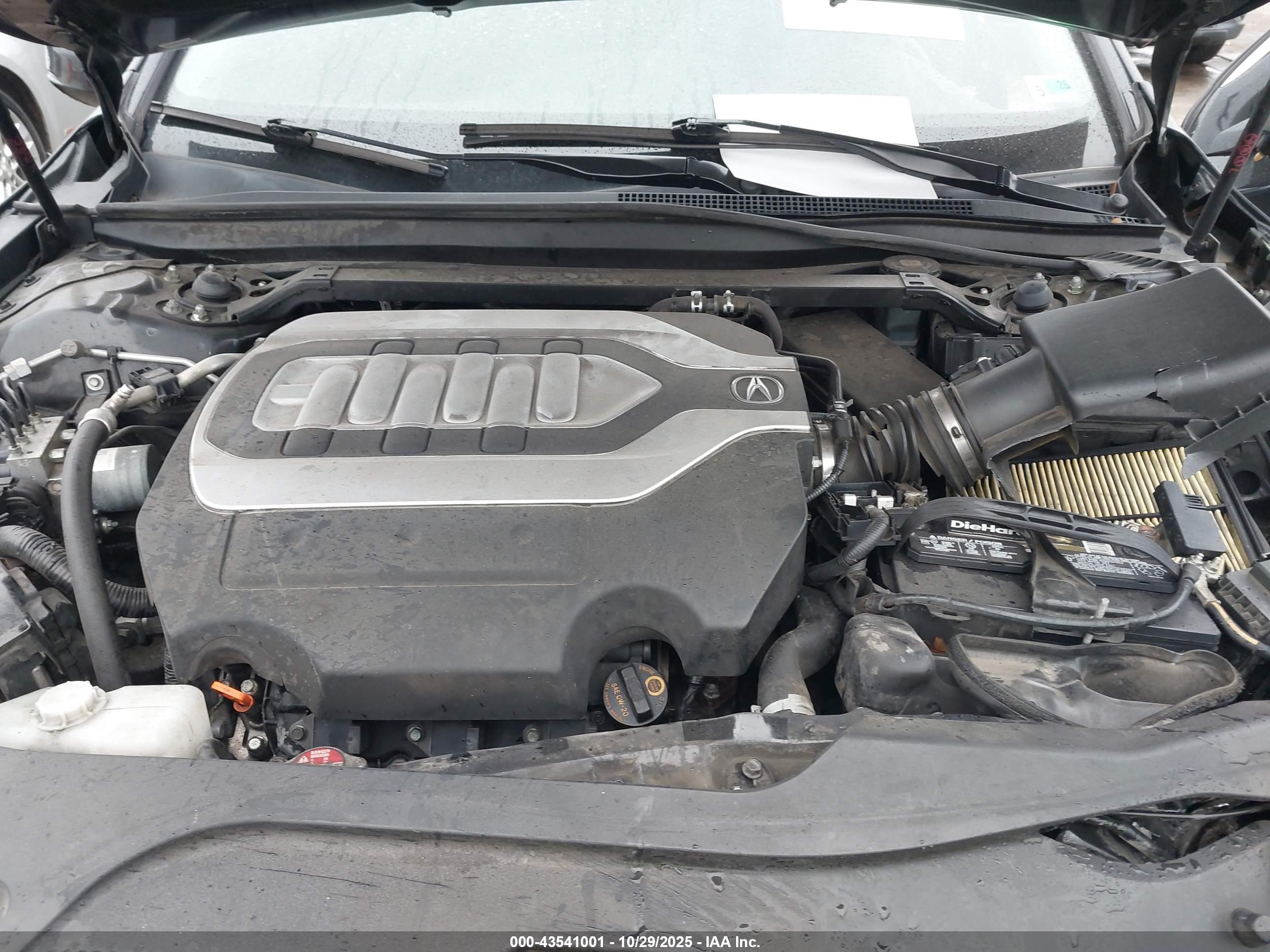 ACURA RLX image 10