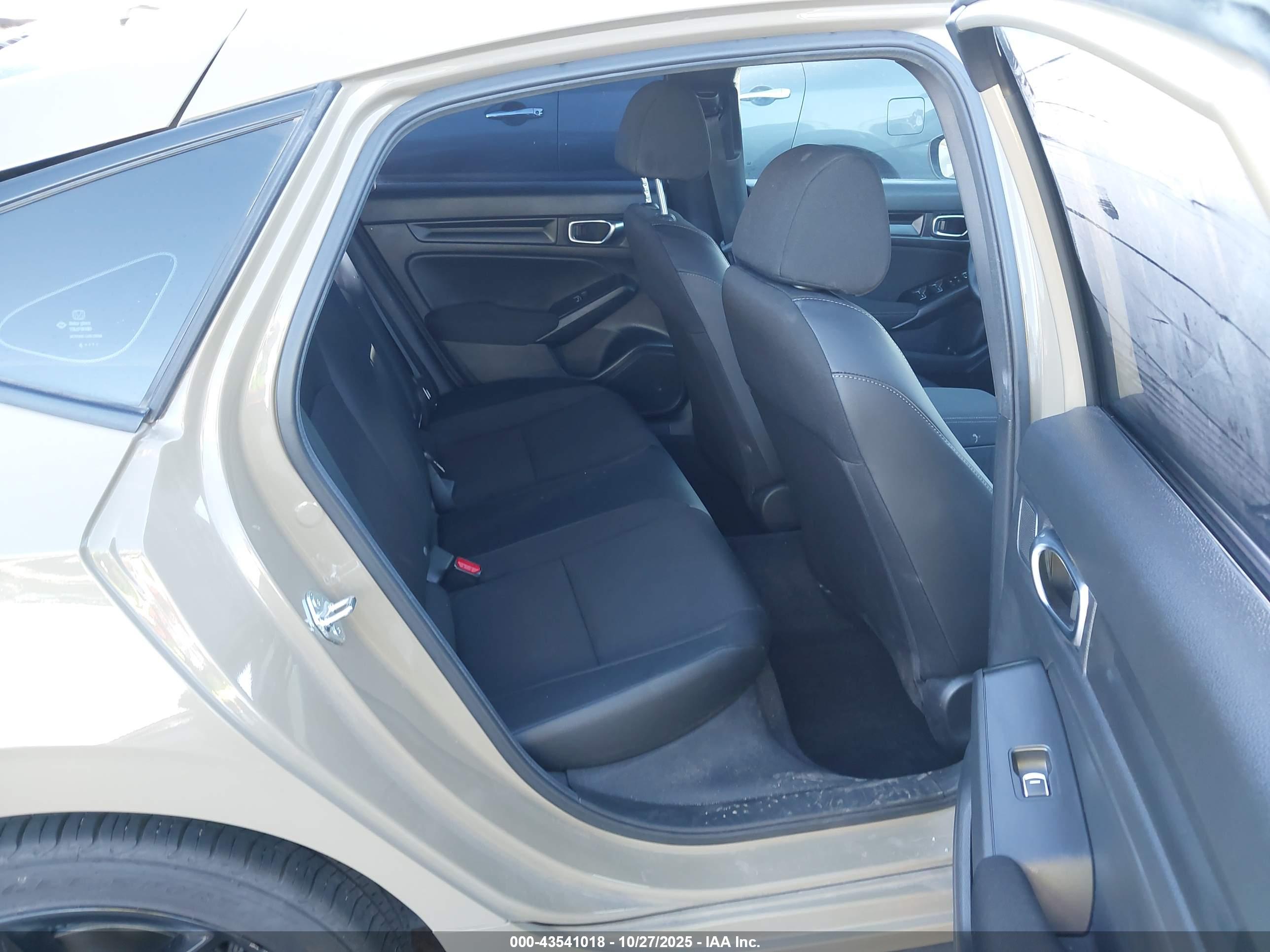 HONDA CIVIC image 8