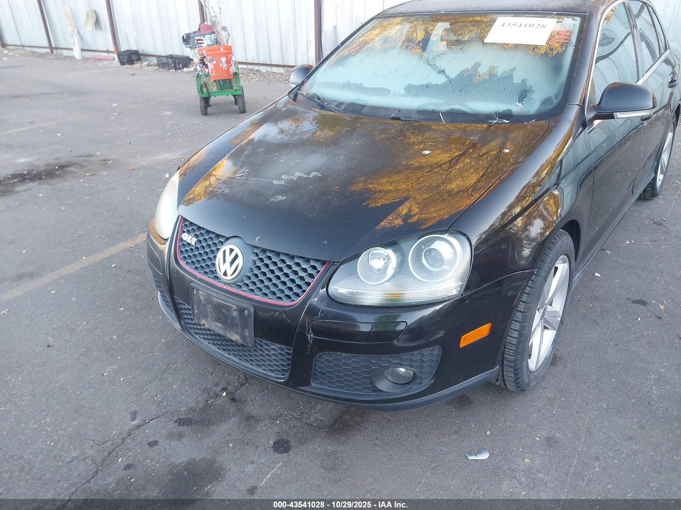 VOLKSWAGEN JETTA image 6