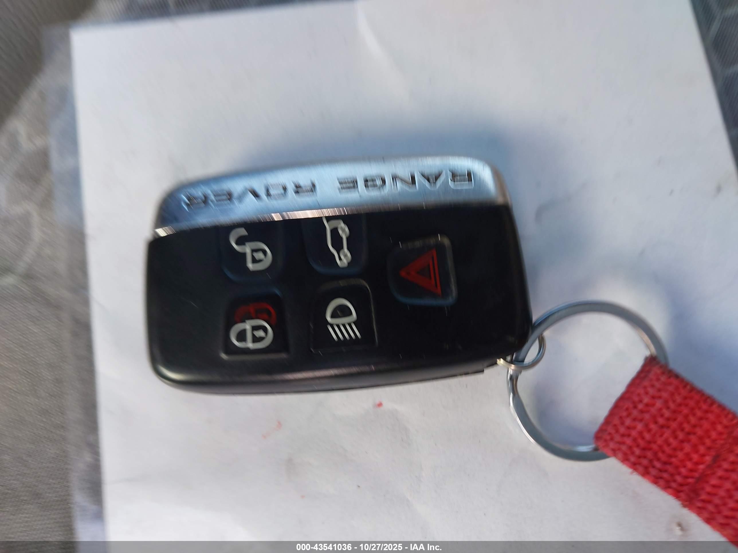 LAND ROVER image 11