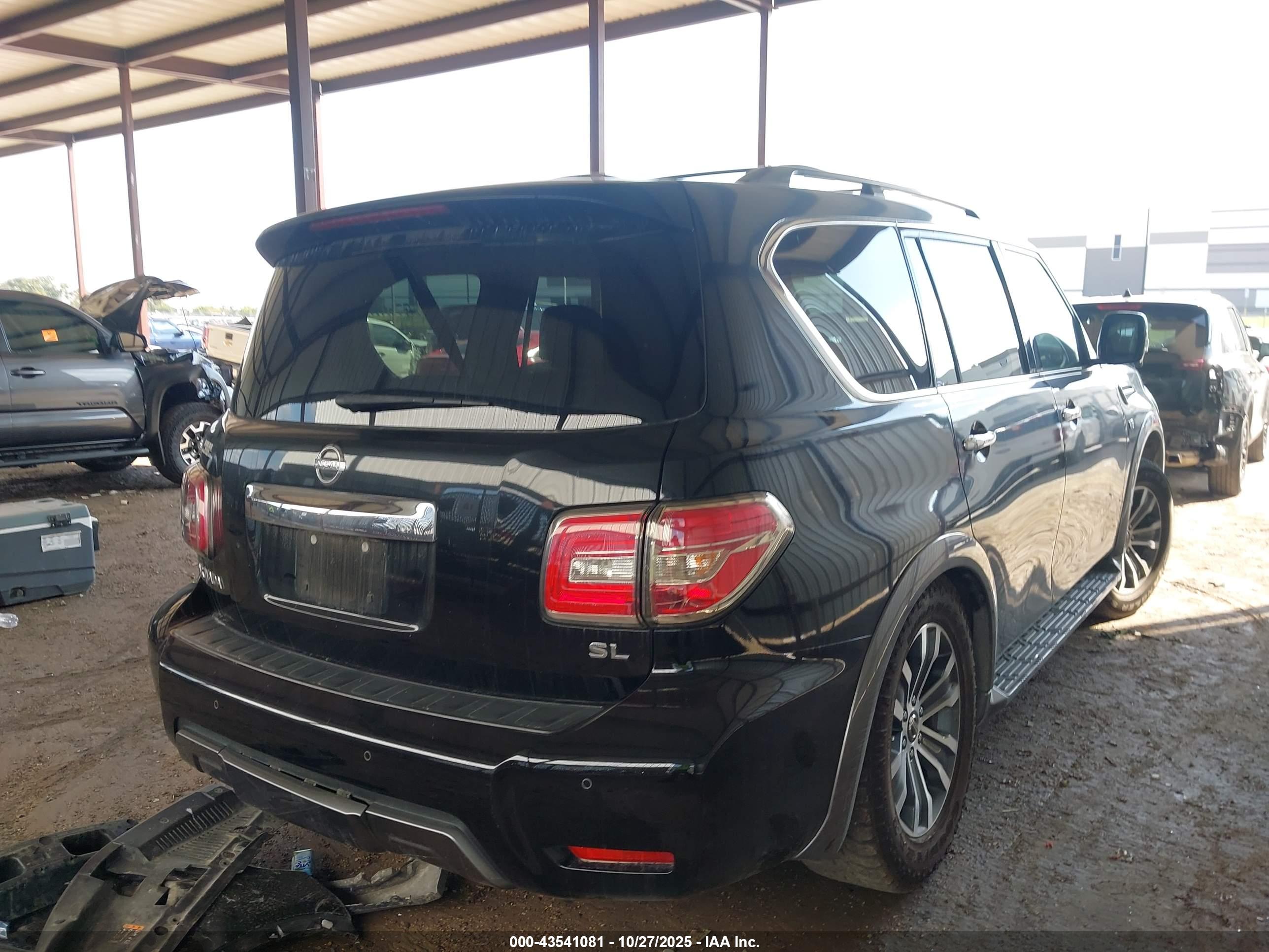 NISSAN ARMADA image 4