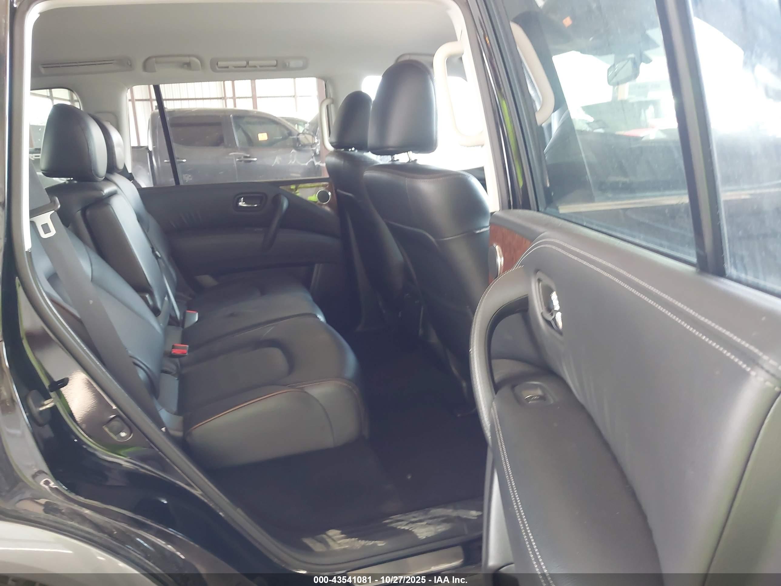 NISSAN ARMADA image 8