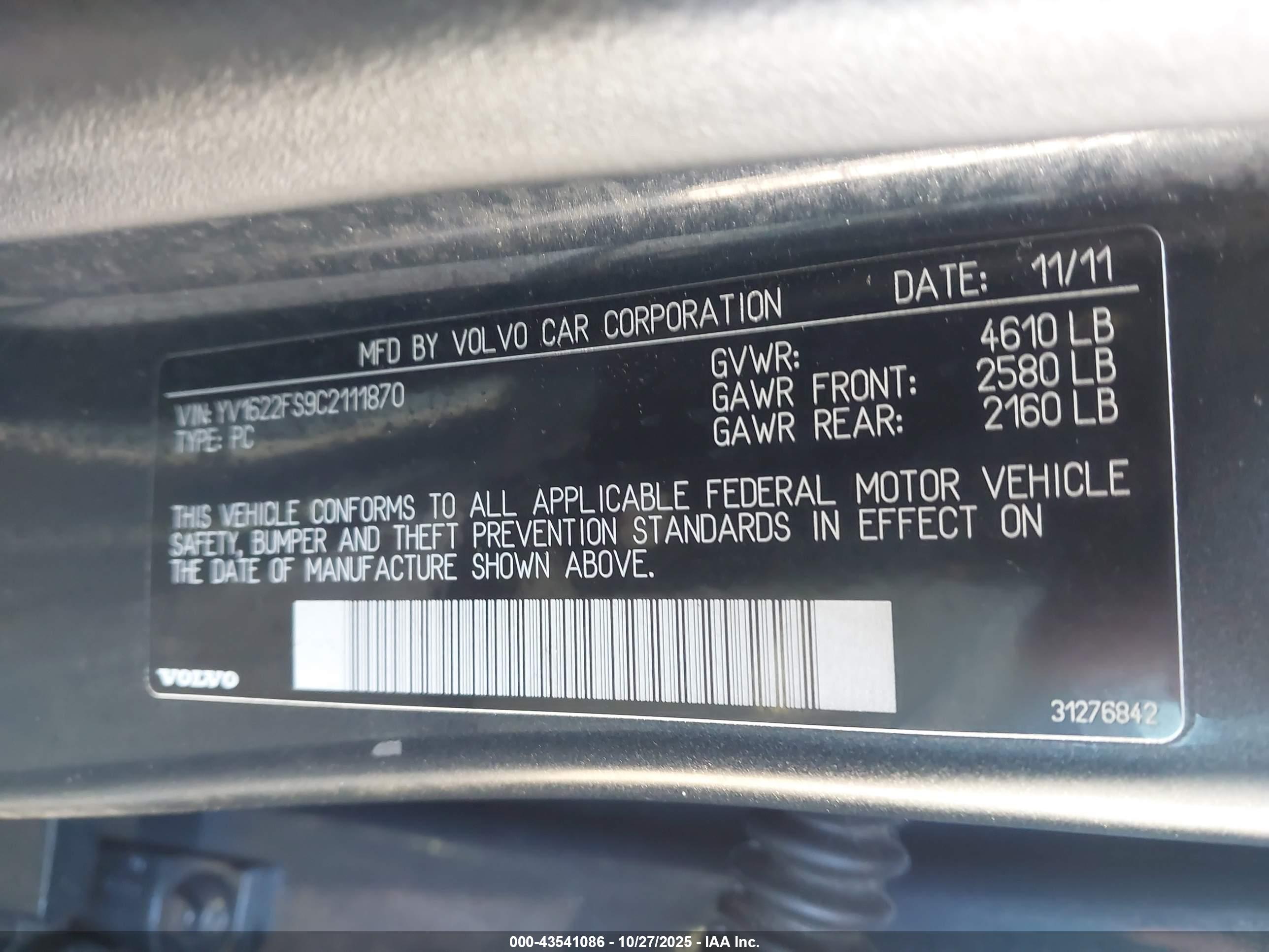 VOLVO S60 image 9