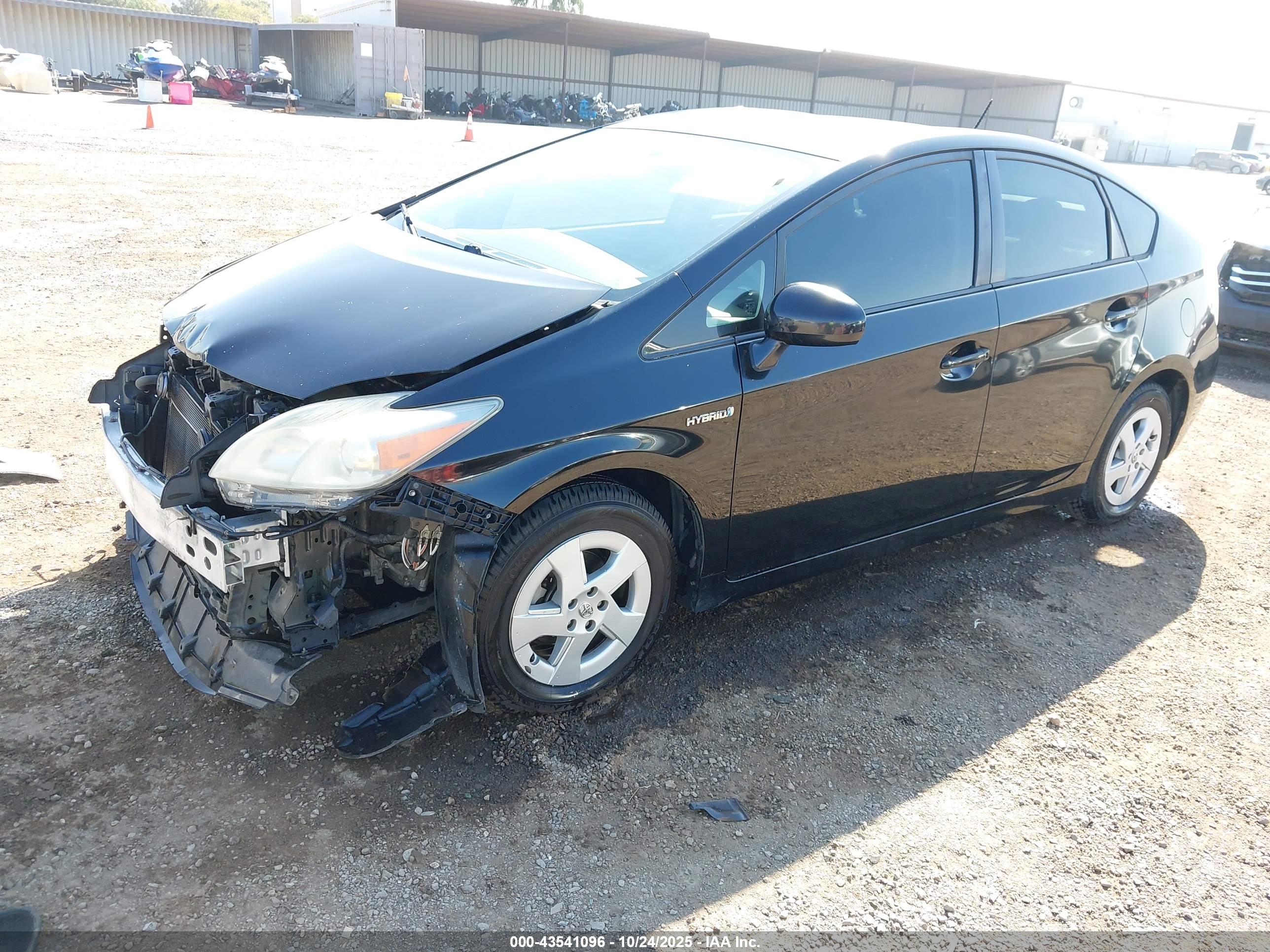 TOYOTA PRIUS image 2