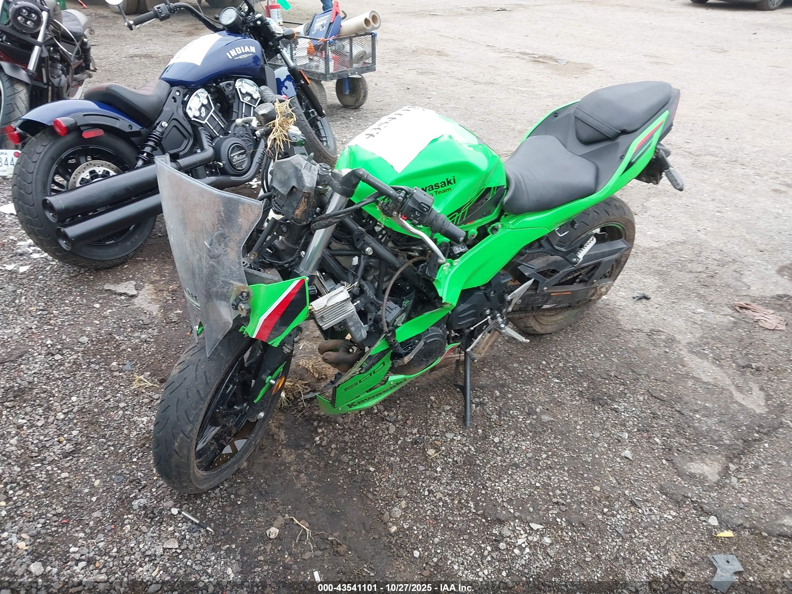 KAWASAKI EX500 image 2
