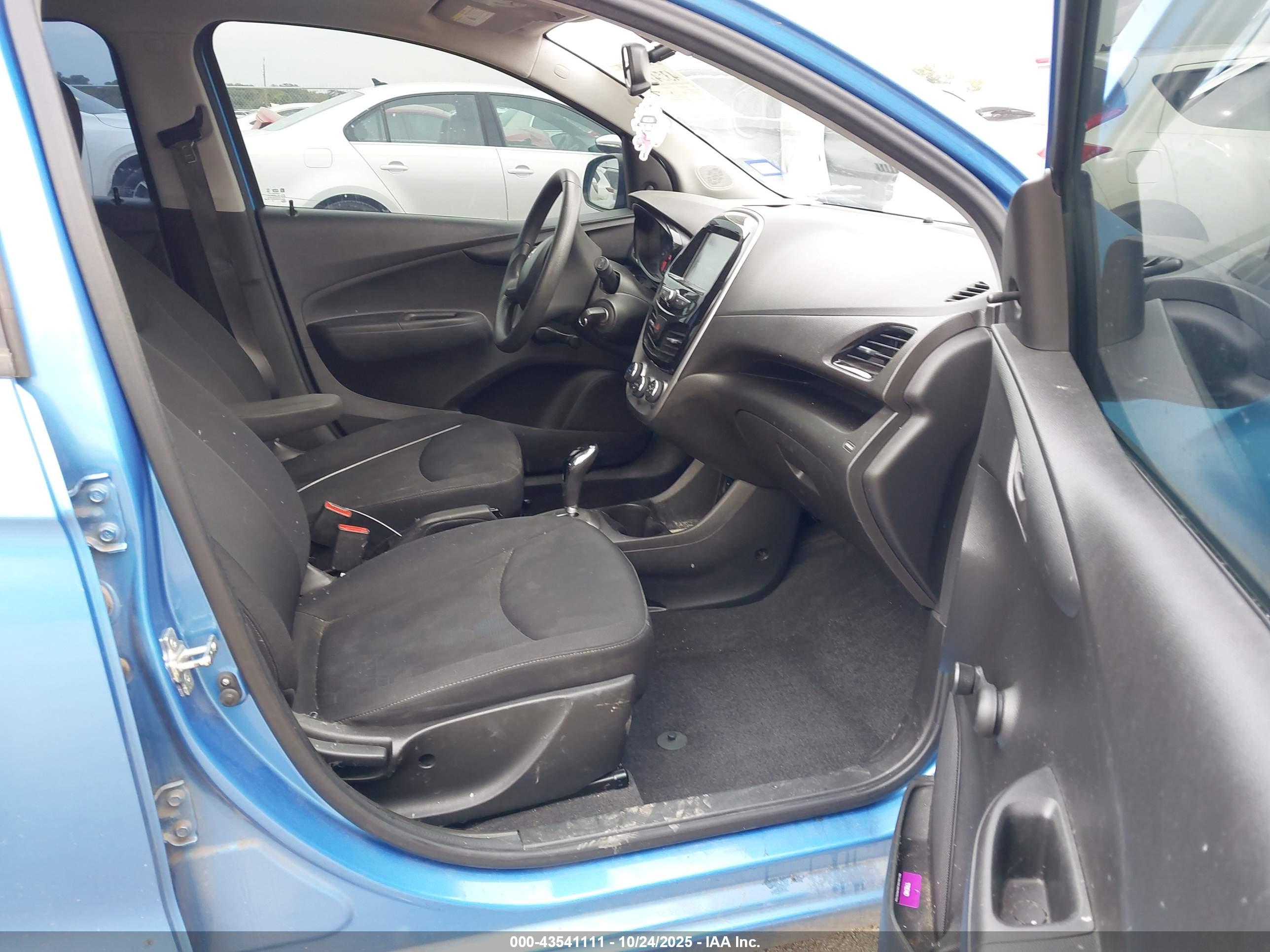 CHEVROLET SPARK image 5