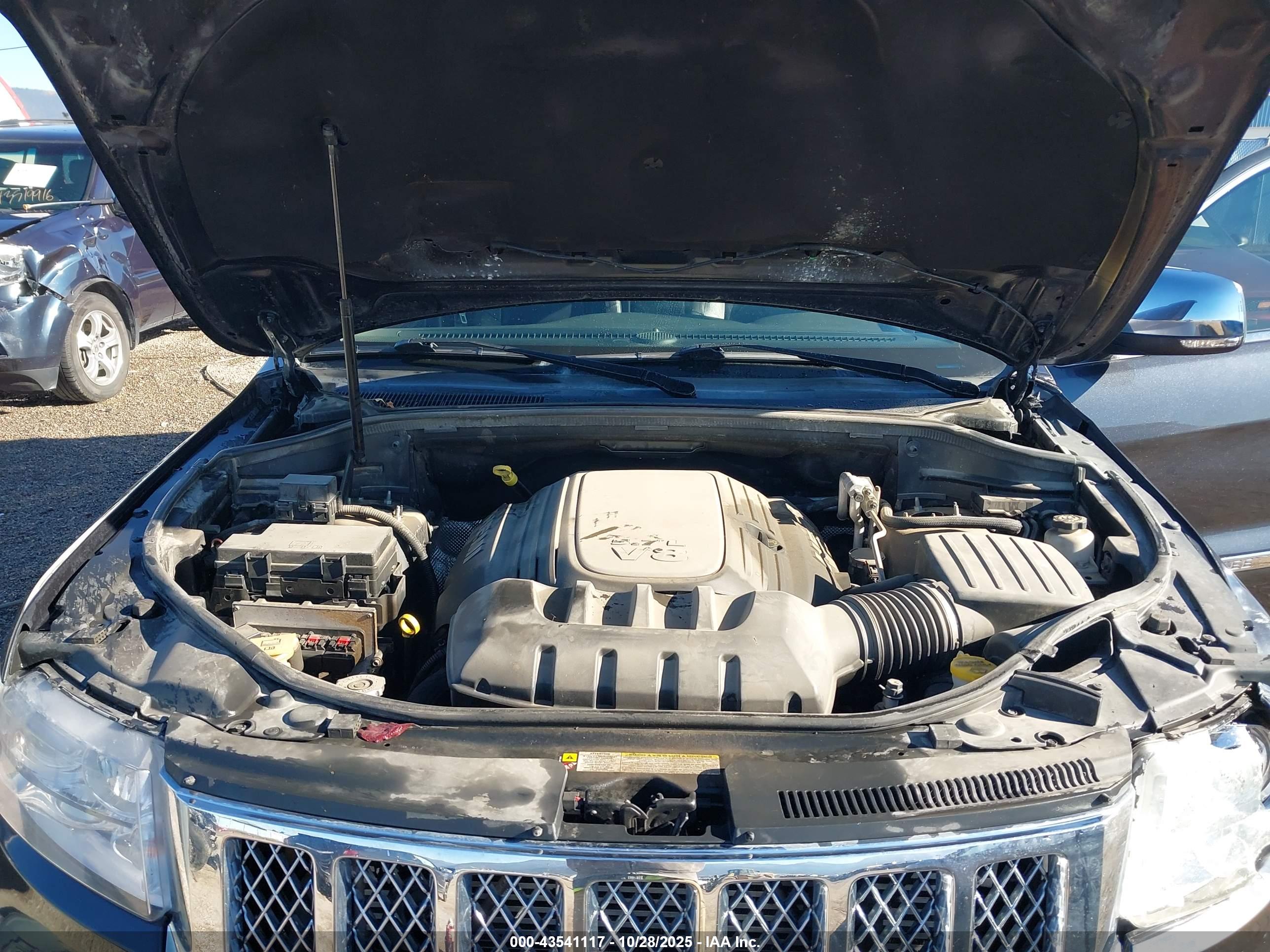 JEEP GRAND image 10
