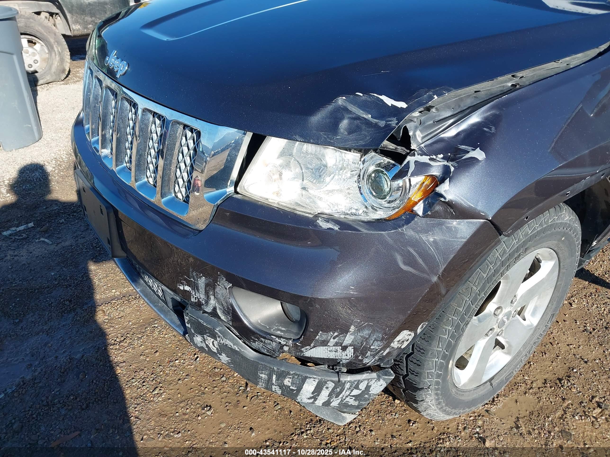 JEEP GRAND image 6