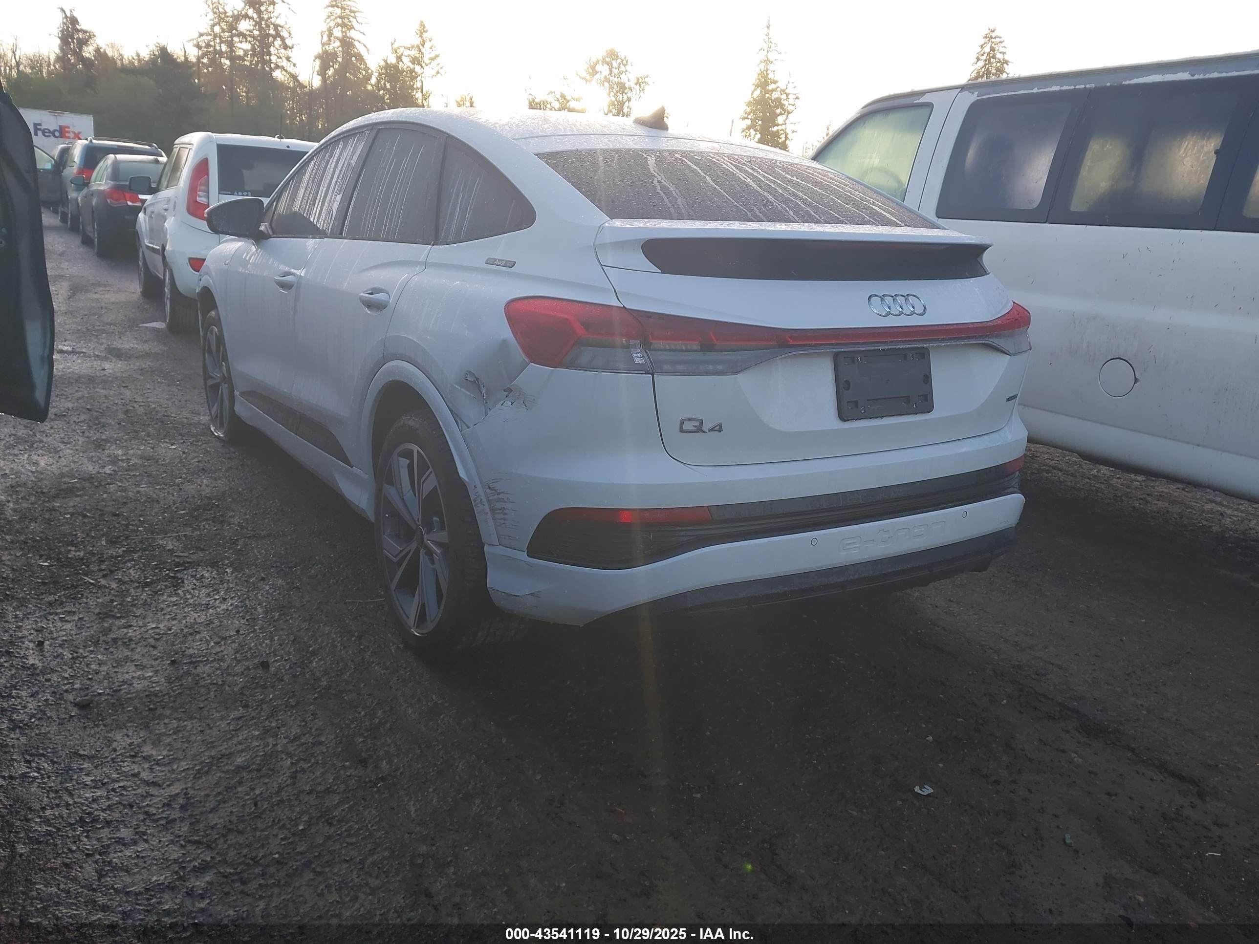 AUDI Q4 image 3