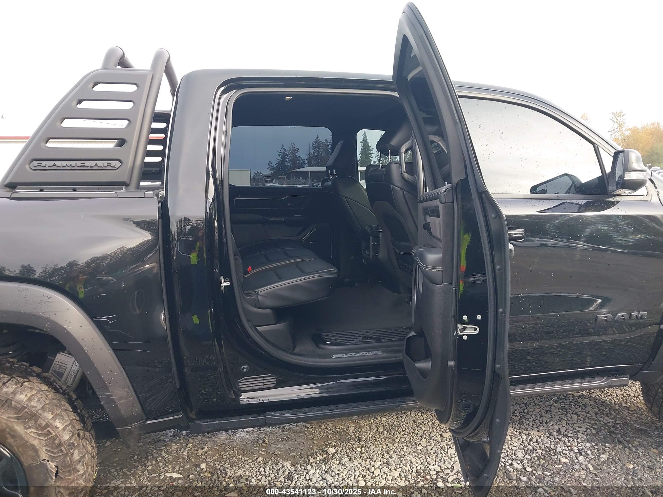 RAM 1500 image 8