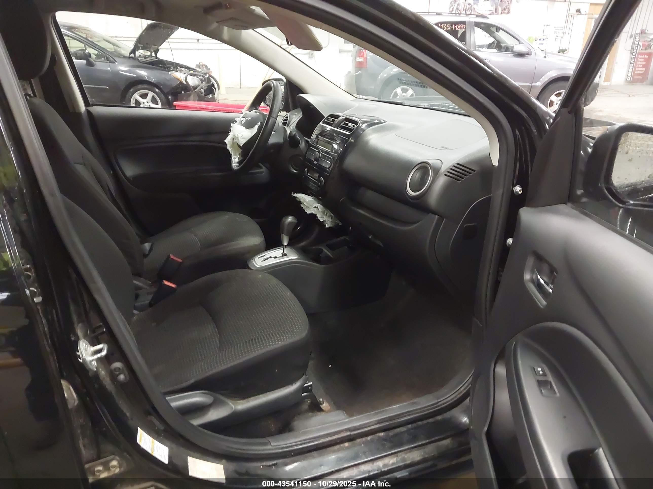 MITSUBISHI MIRAGE image 5