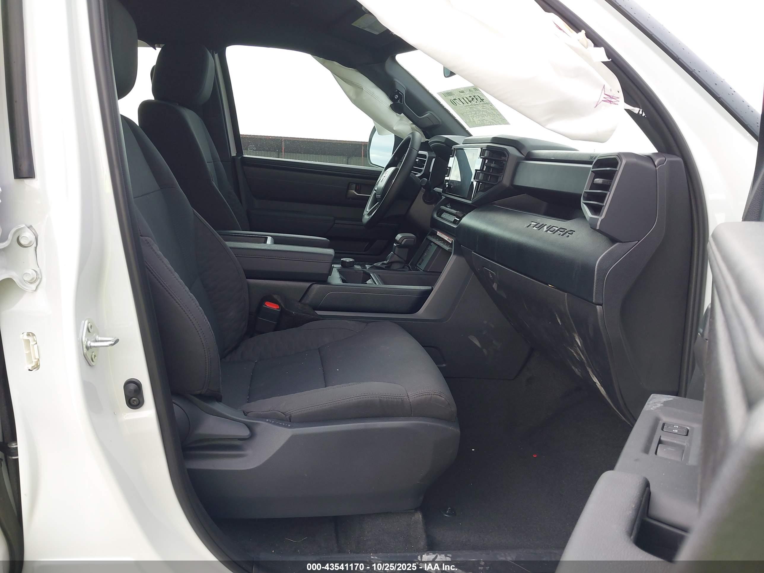 TOYOTA TUNDRA image 5
