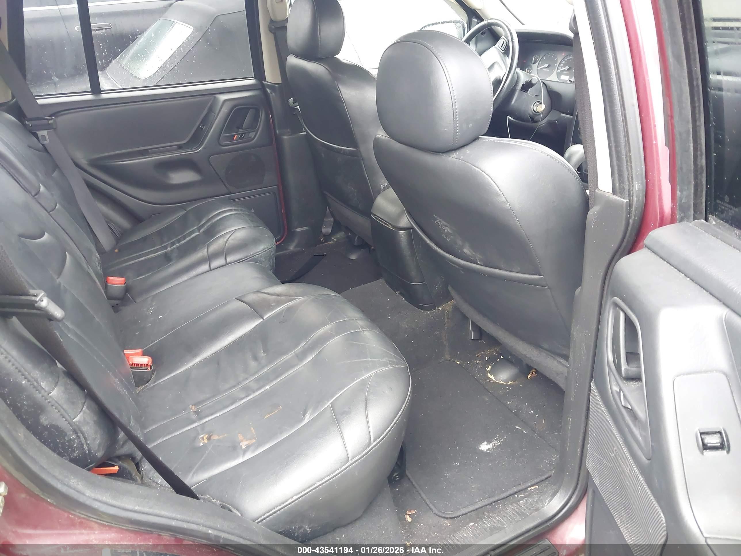 JEEP GRAND image 8