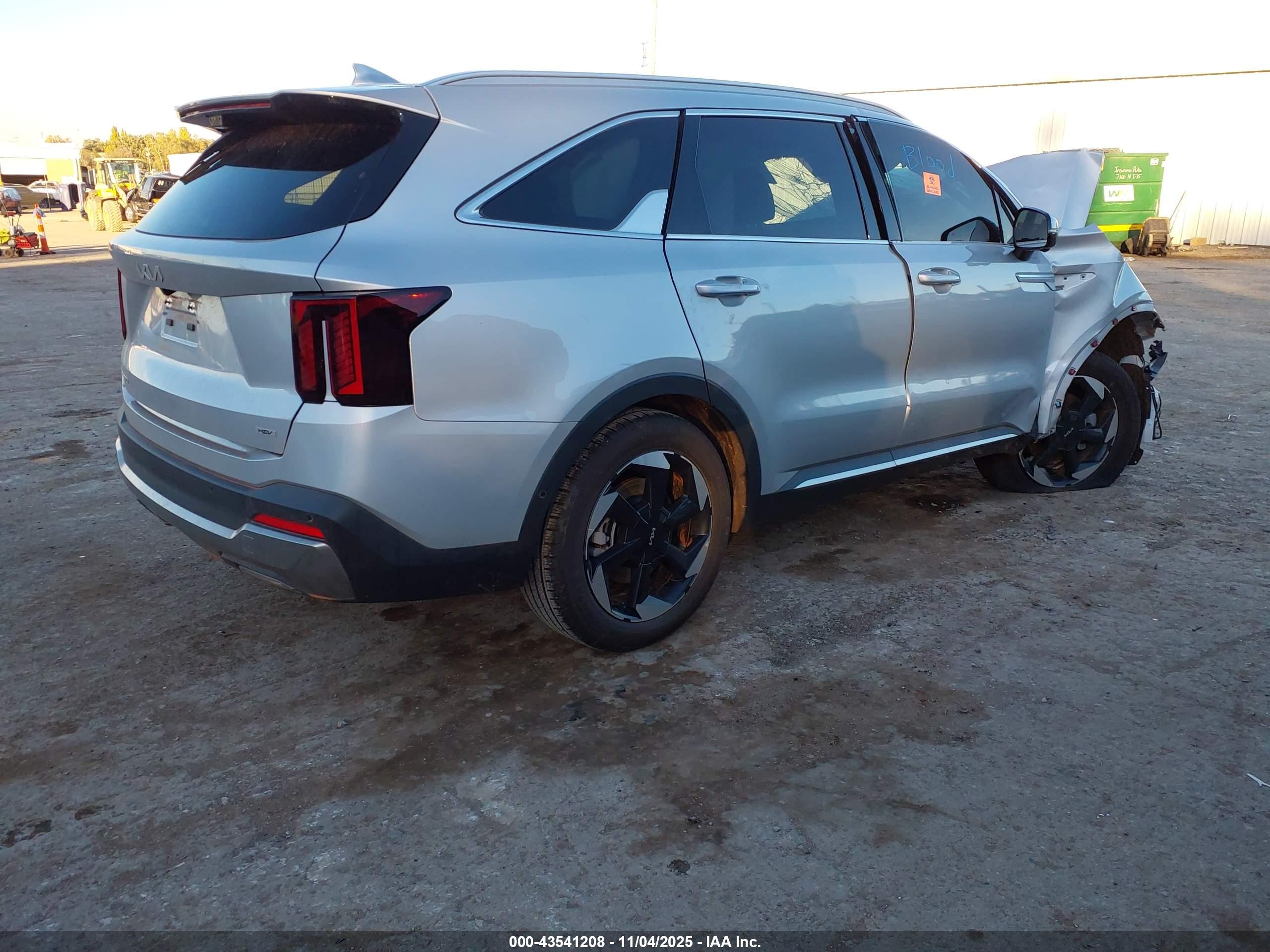 KIA SORENTO image 4