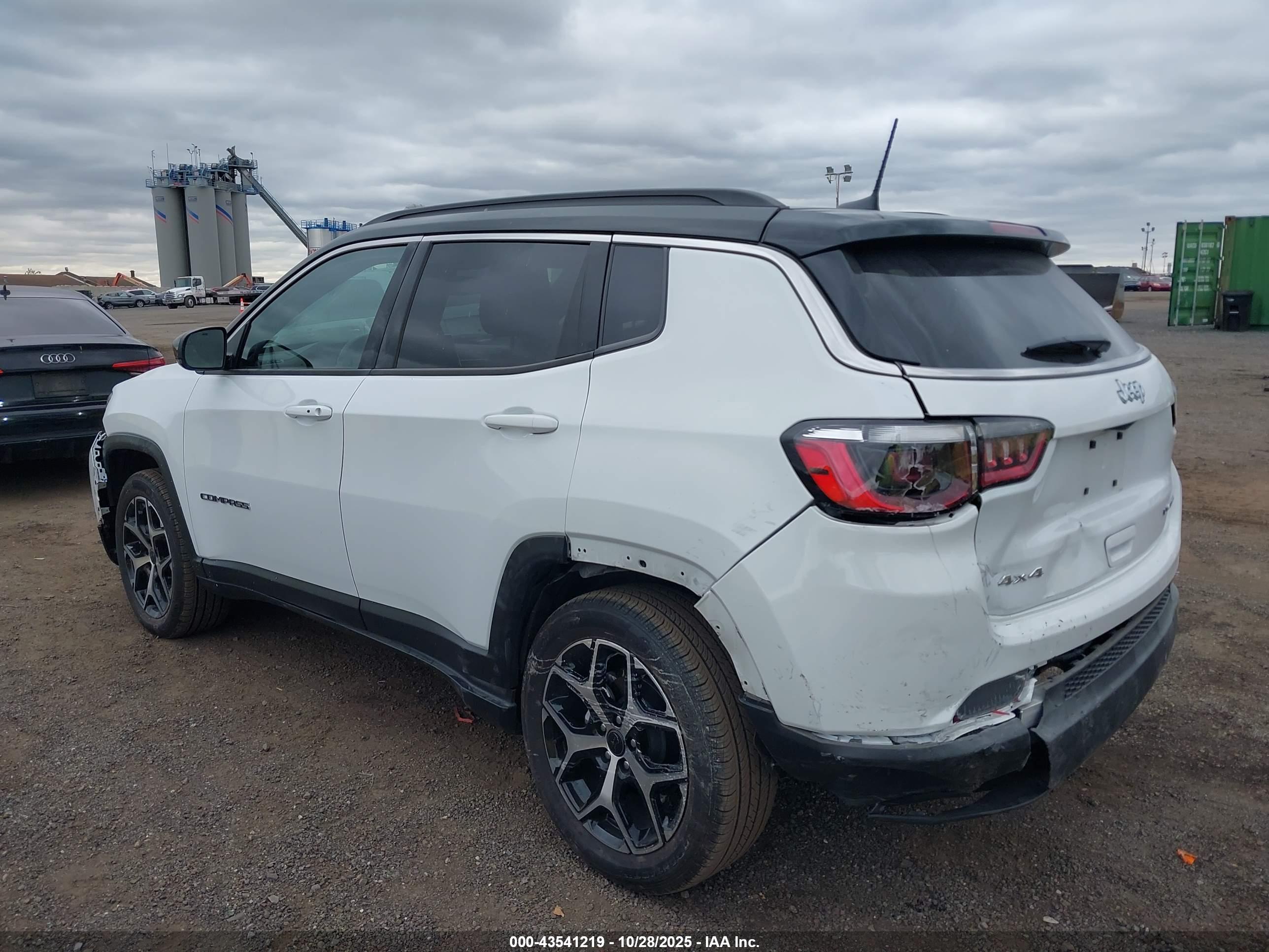 JEEP COMPASS image 6