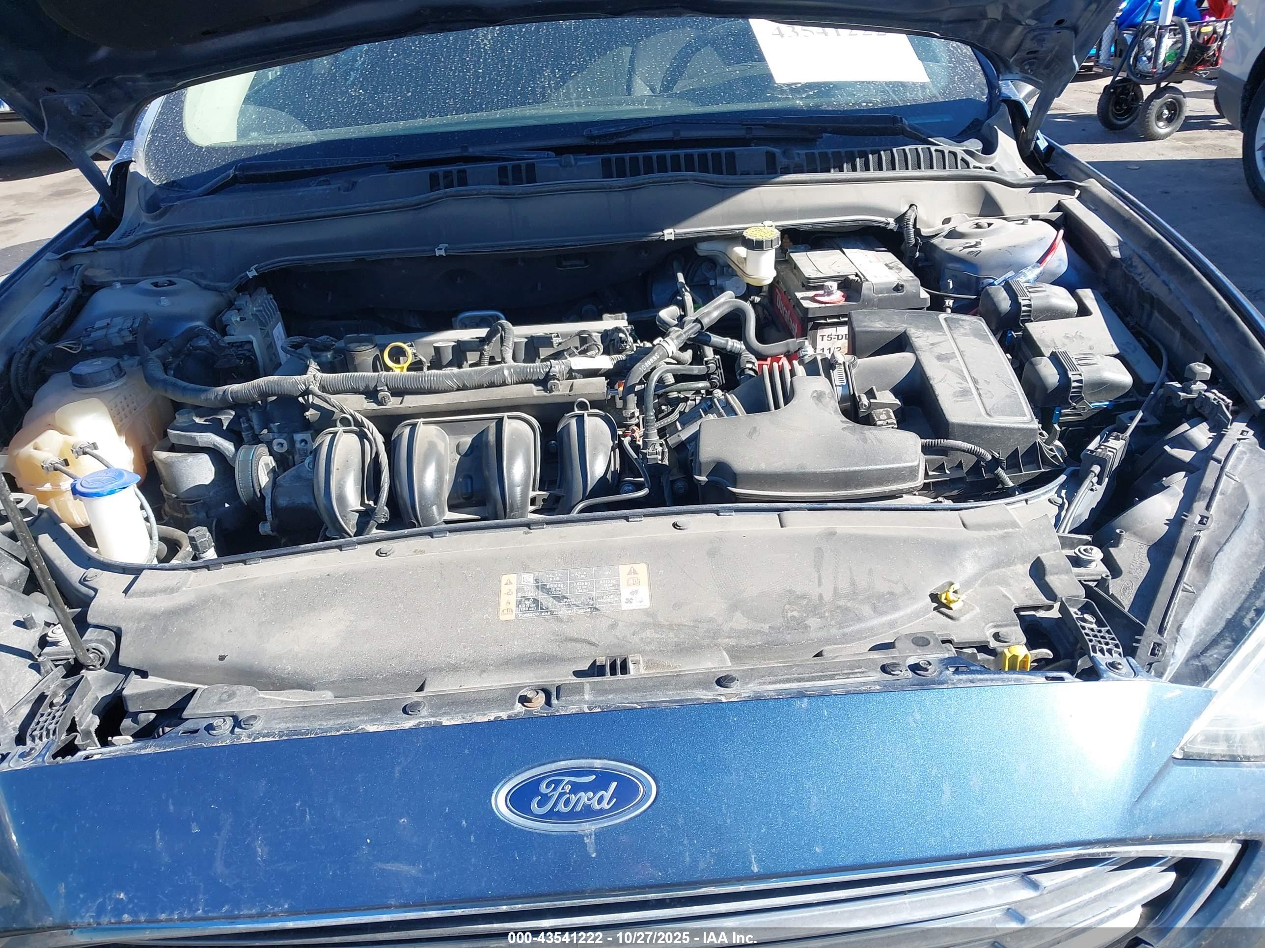 FORD FUSION image 10
