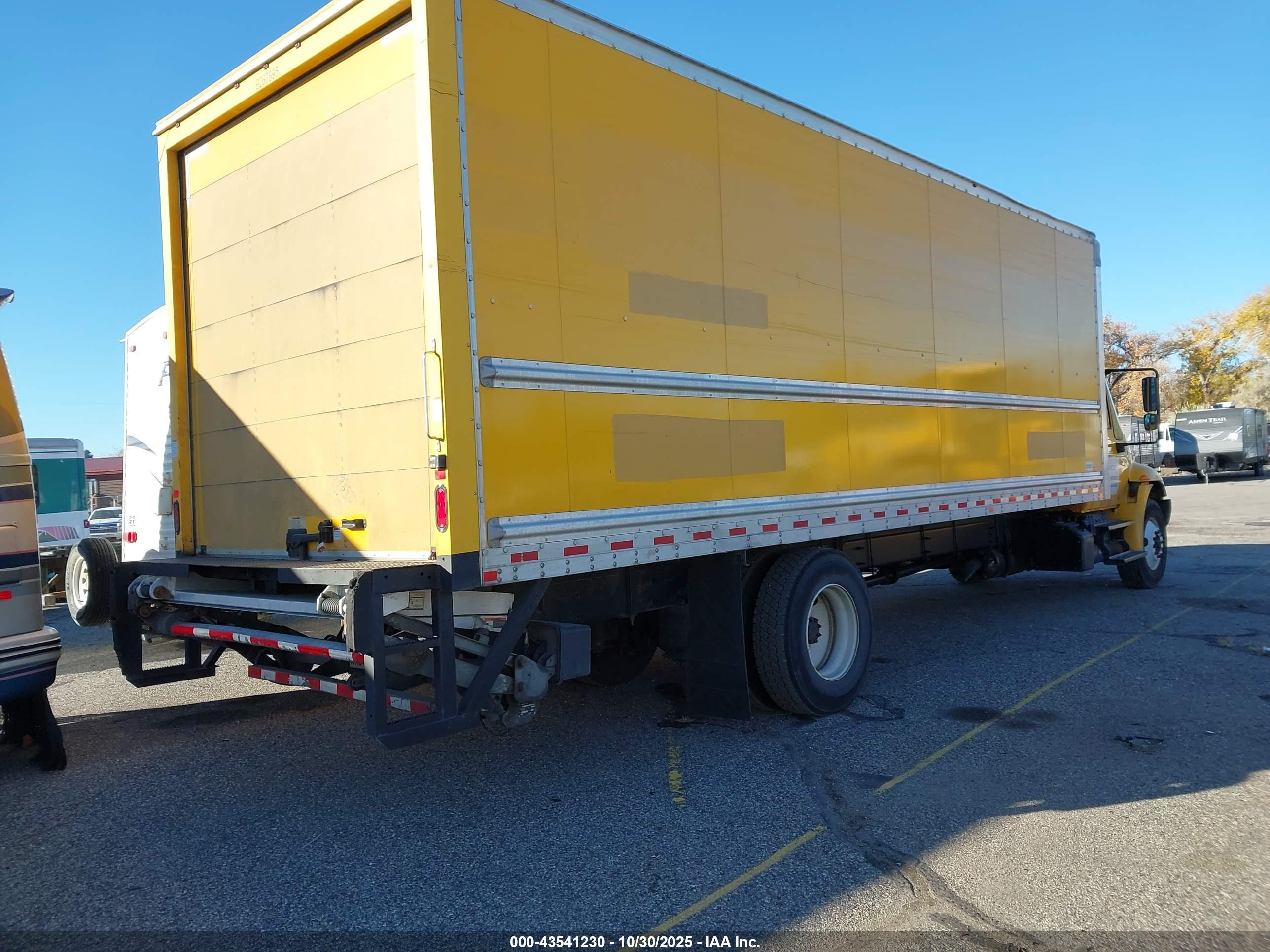 INTERNATIONAL DURASTAR image 4