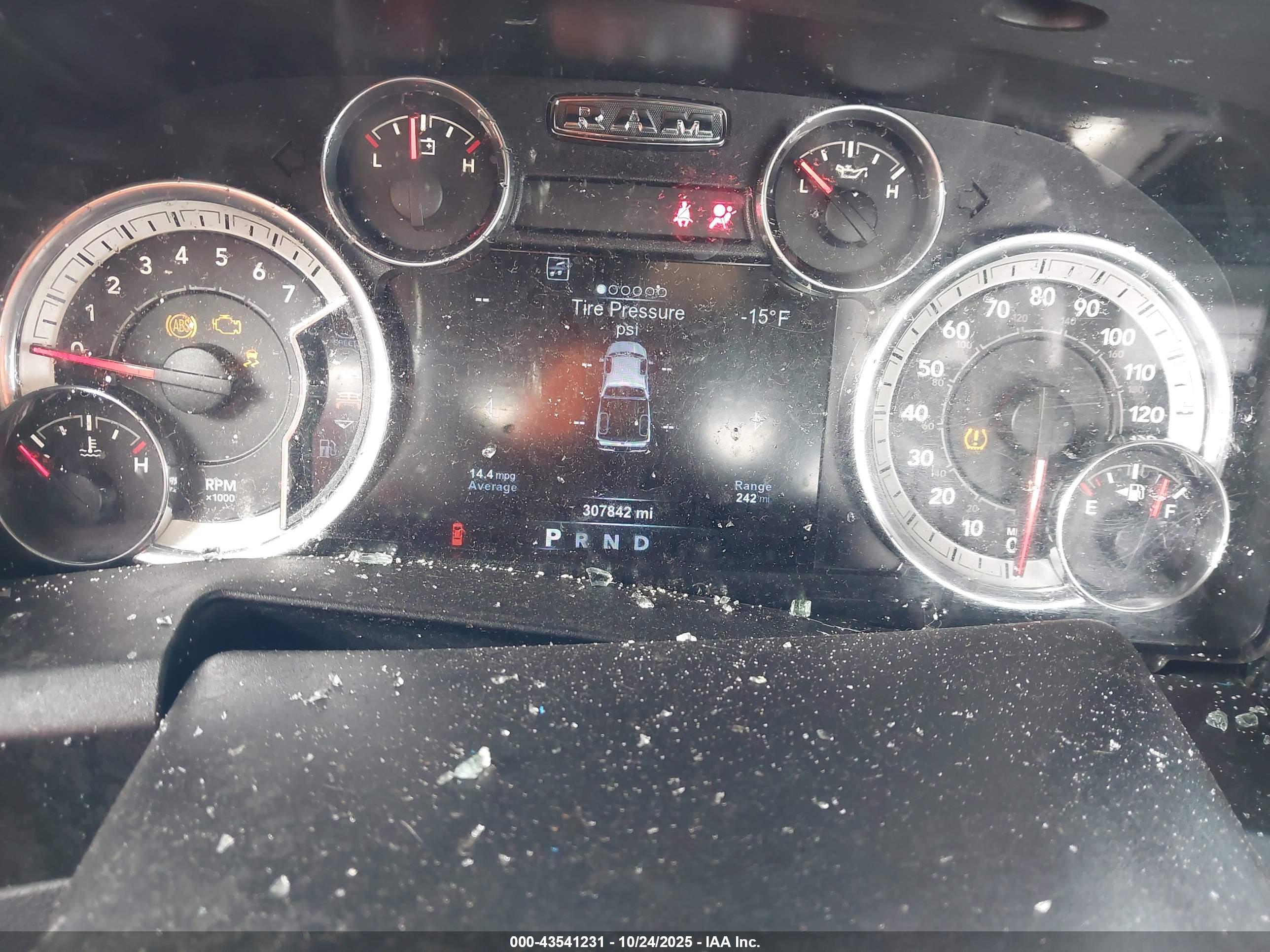 RAM 1500 image 7