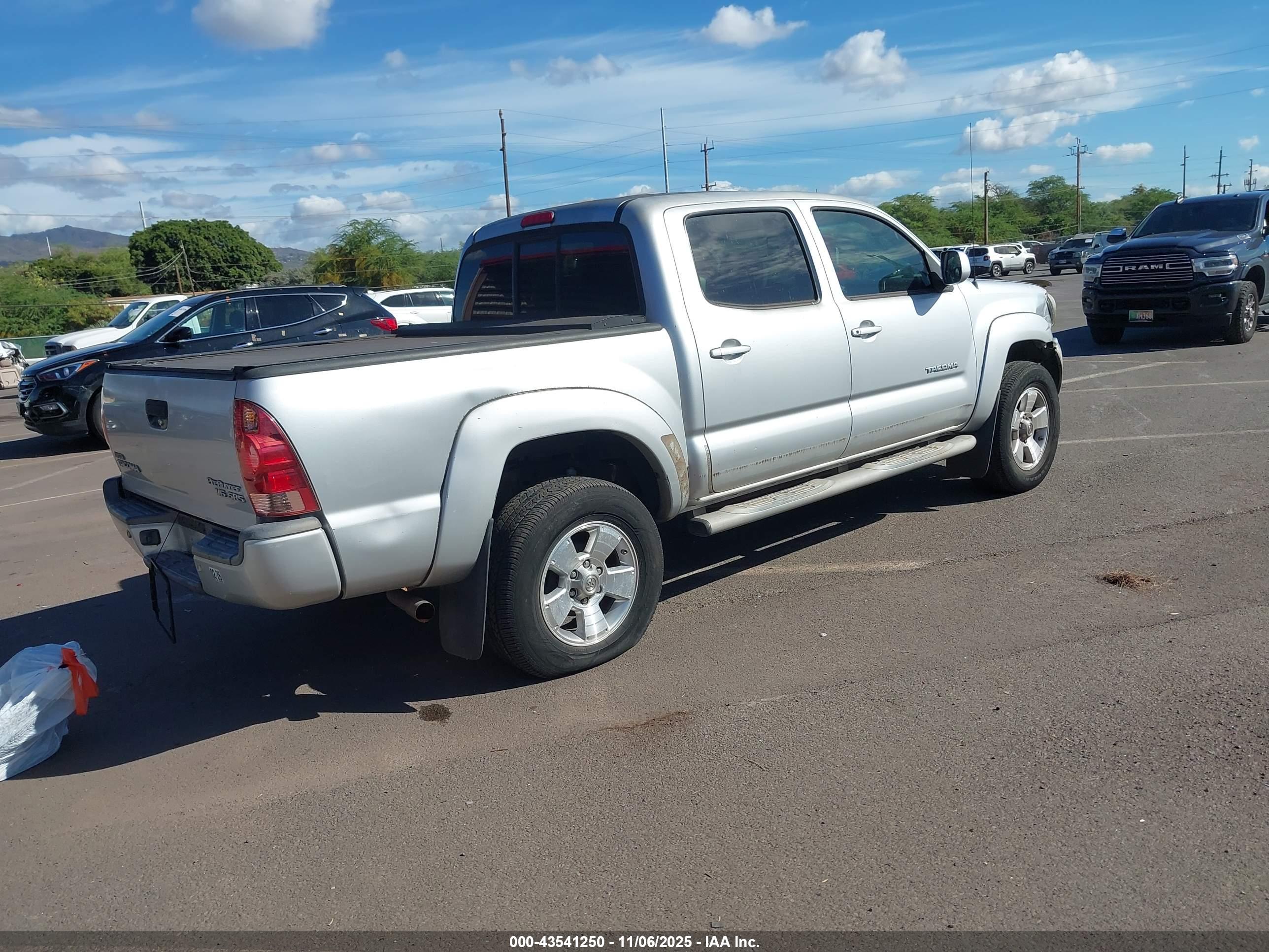 TOYOTA TACOMA image 4