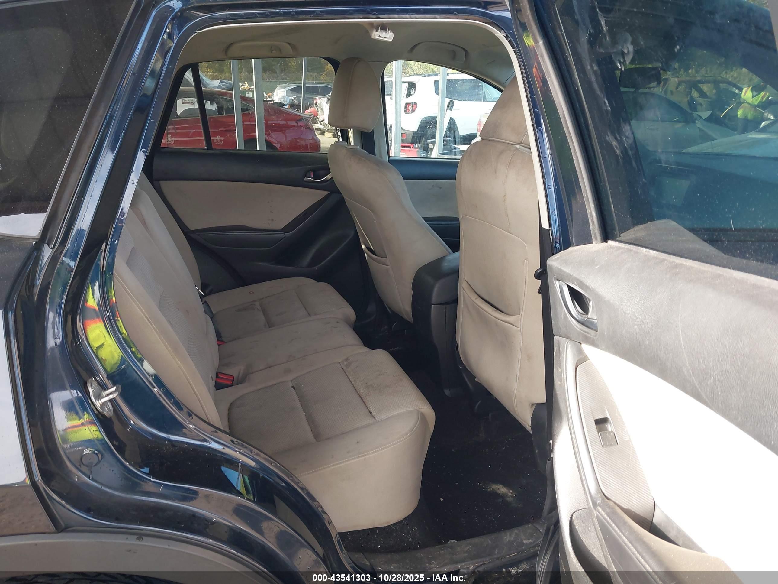 MAZDA CX-5 image 8