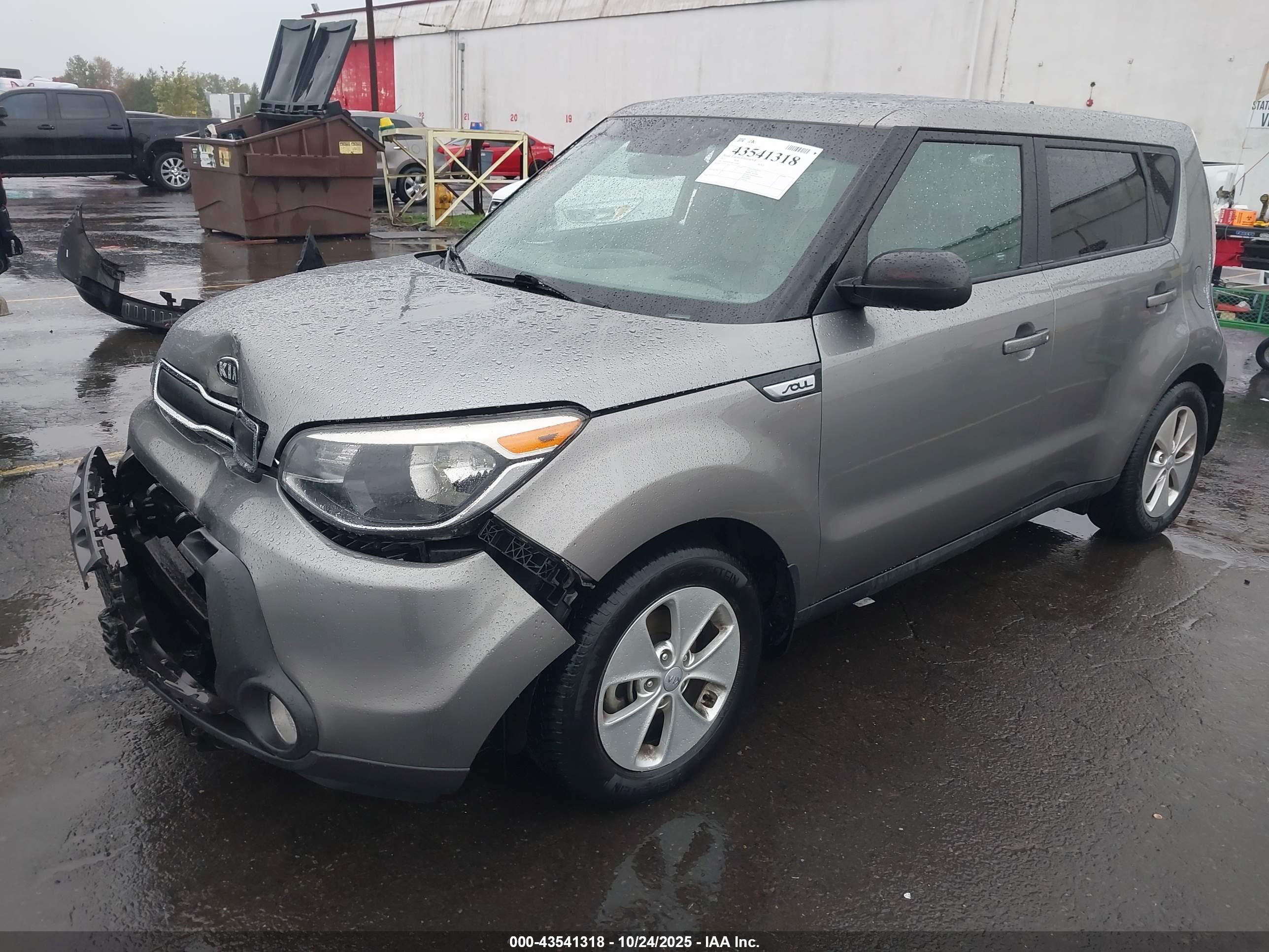 KIA SOUL image 2