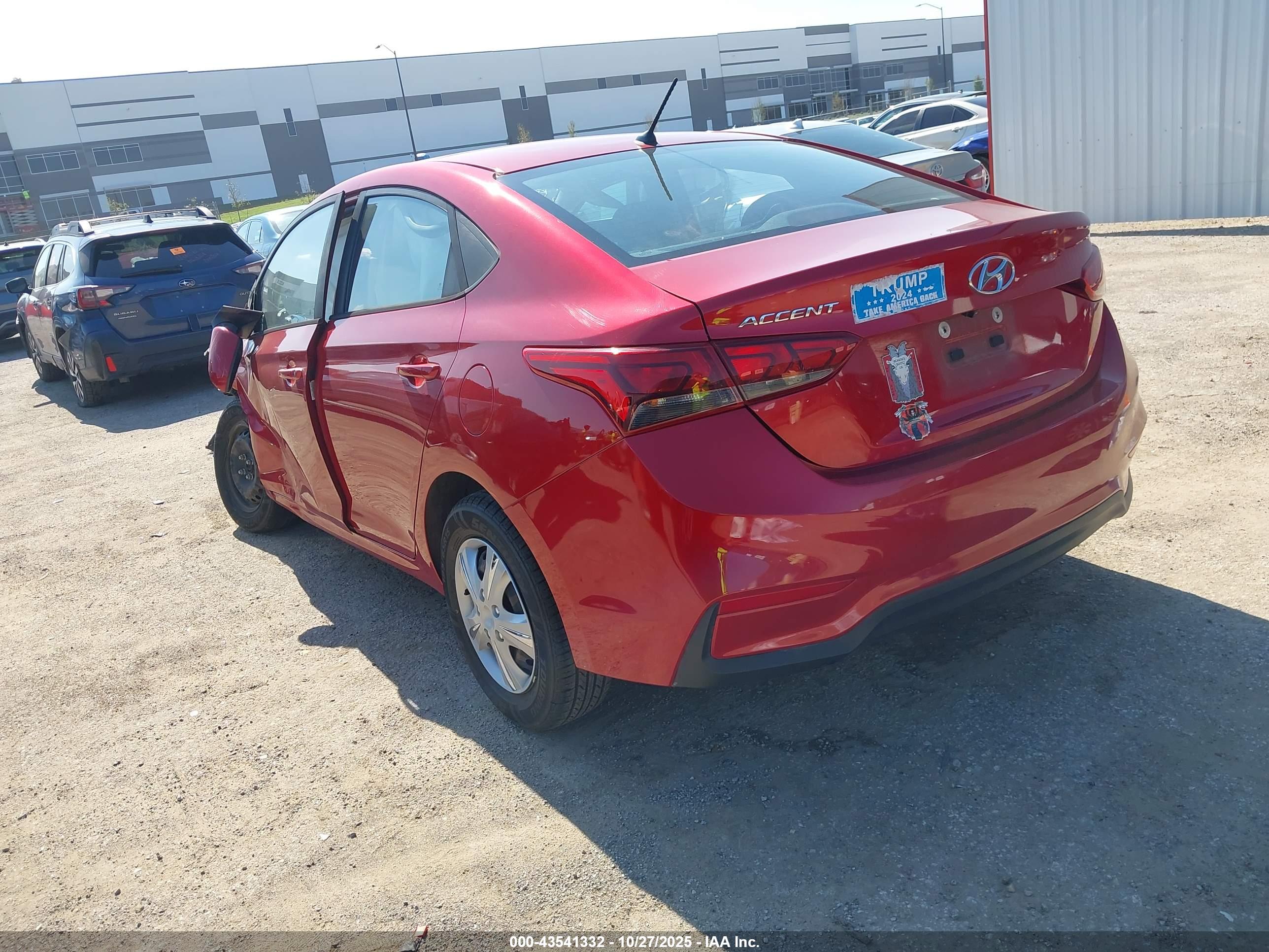 HYUNDAI ACCENT image 3