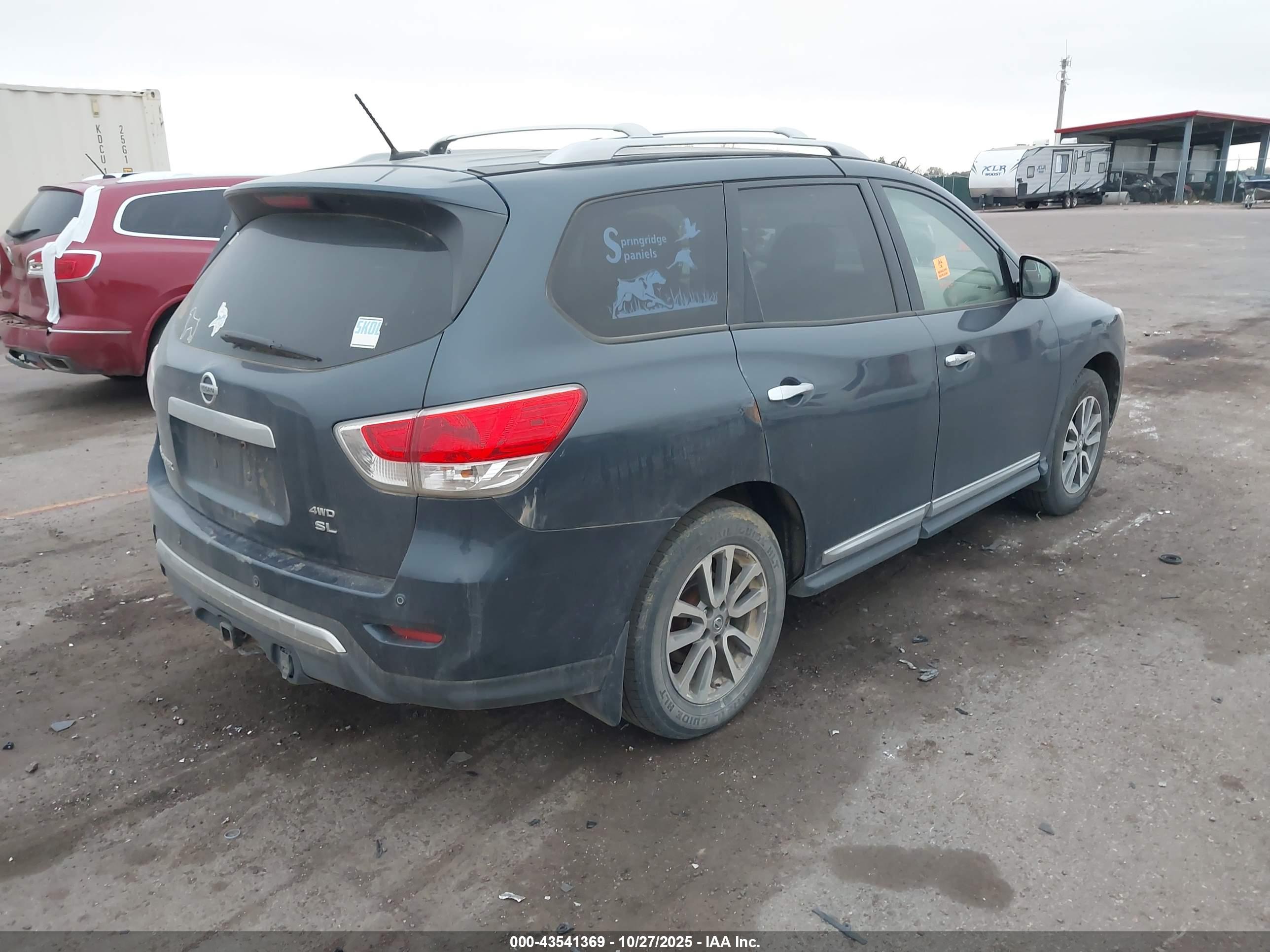 NISSAN PATHFINDER image 4
