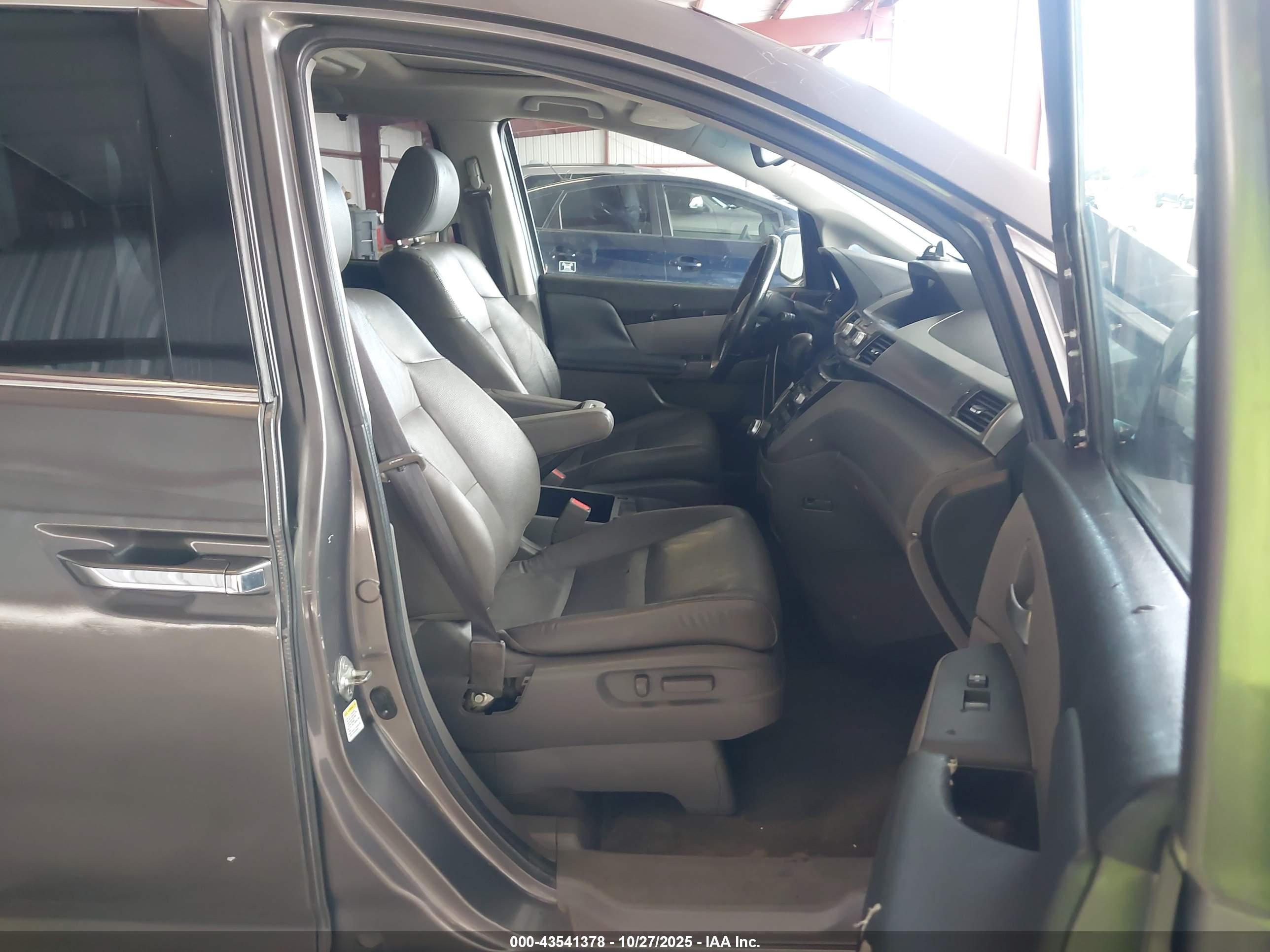 HONDA ODYSSEY image 5