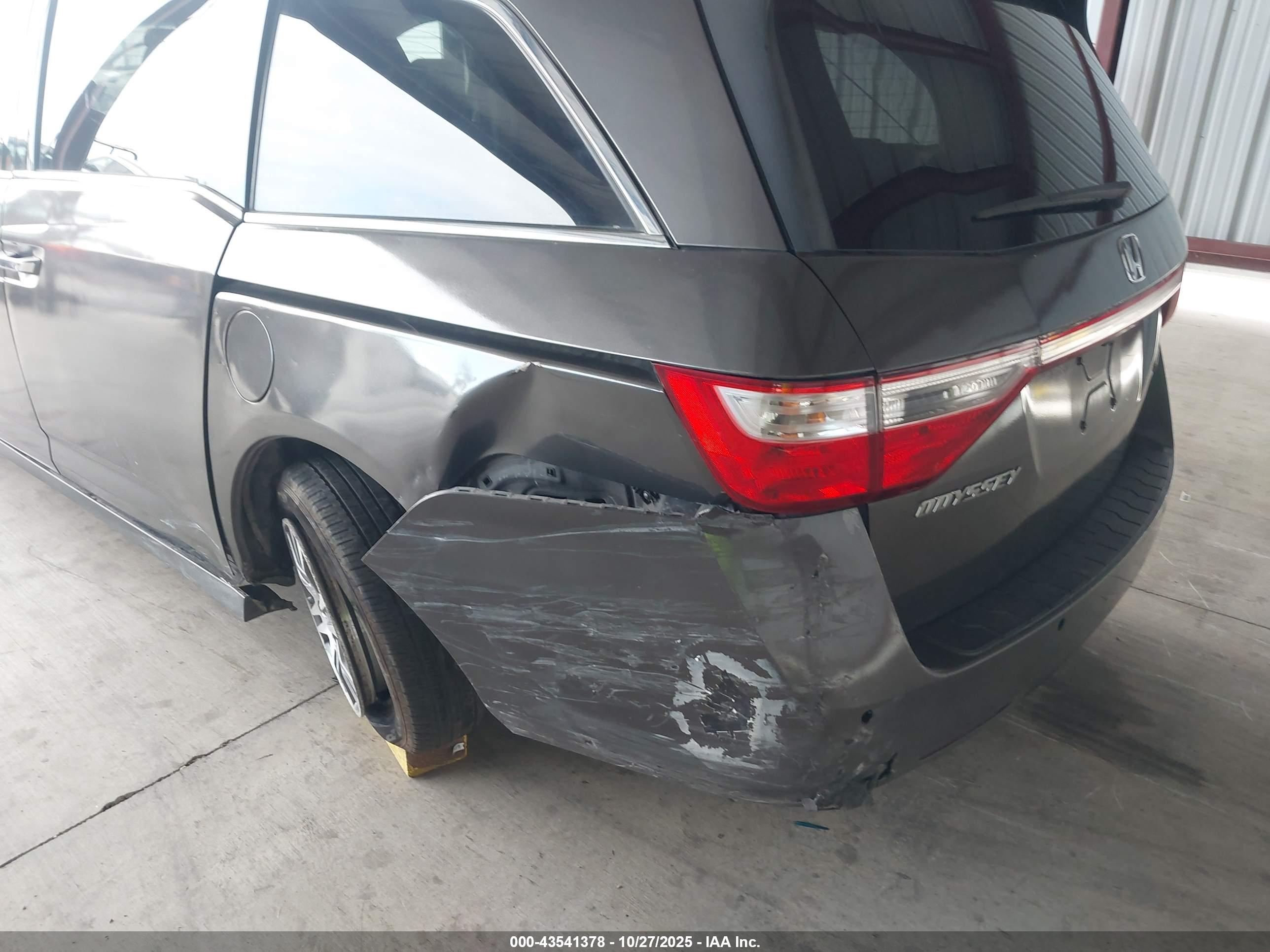 HONDA ODYSSEY image 6