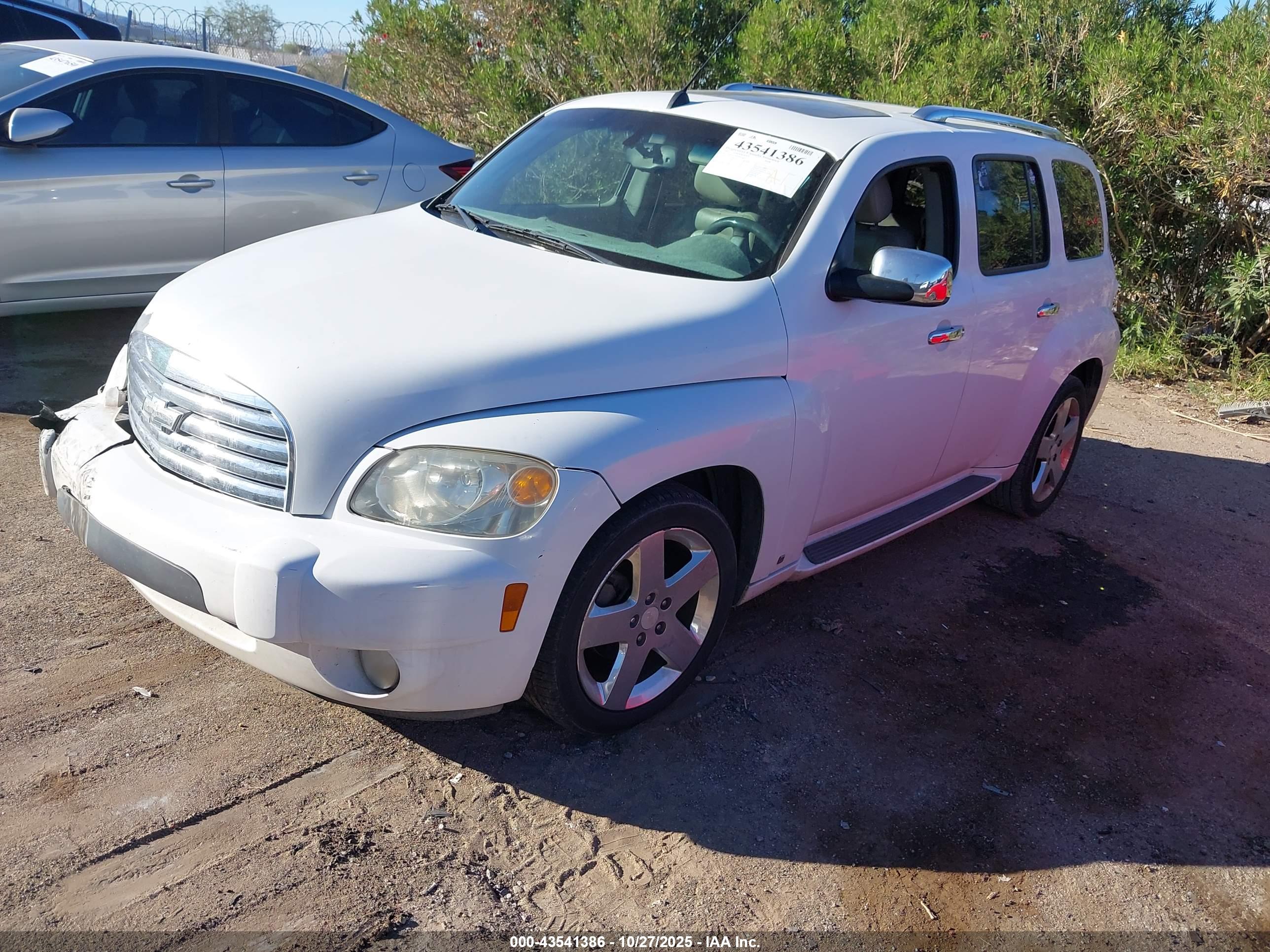 CHEVROLET HHR image 2