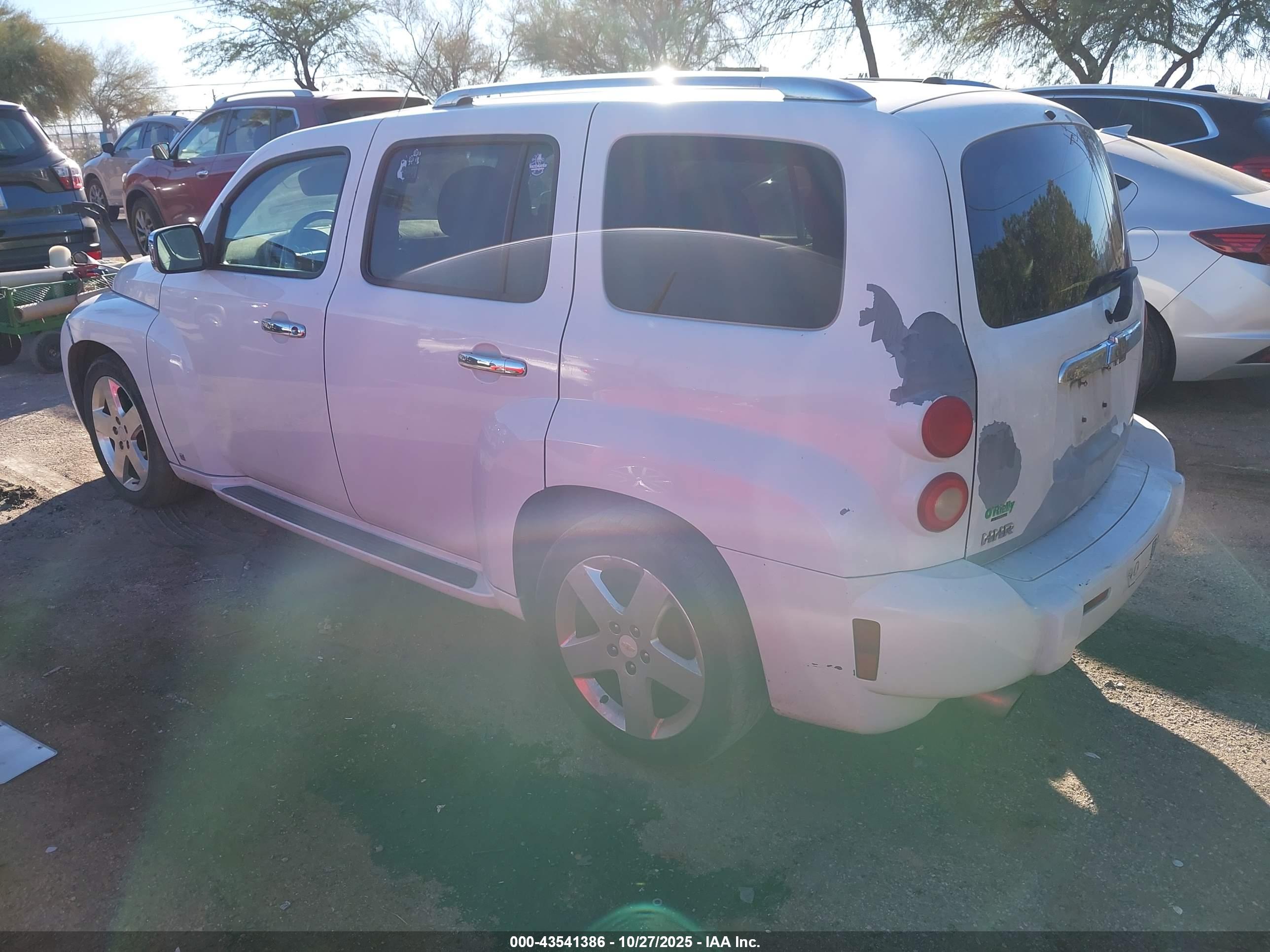 CHEVROLET HHR image 3