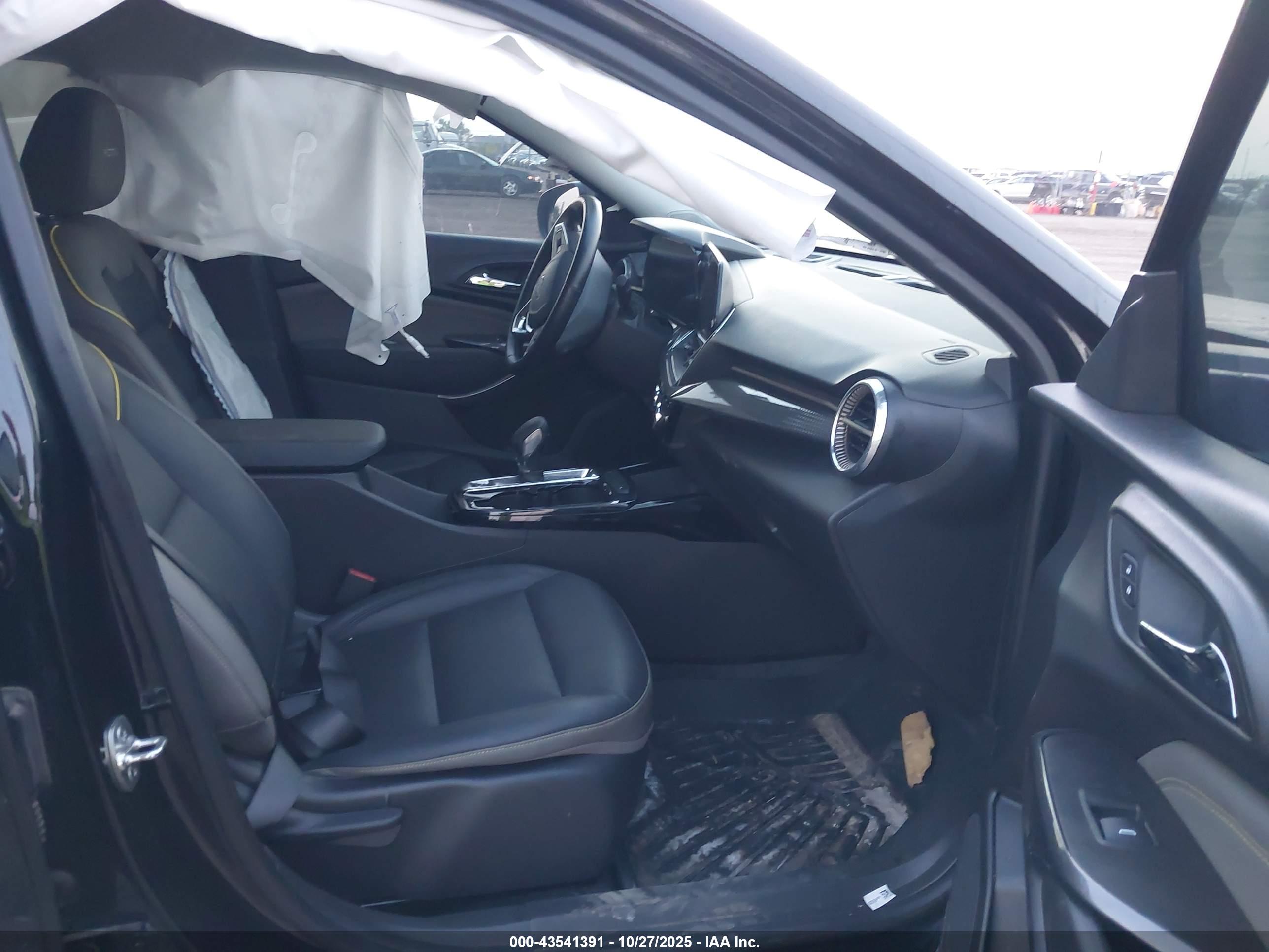CHEVROLET TRAX image 5