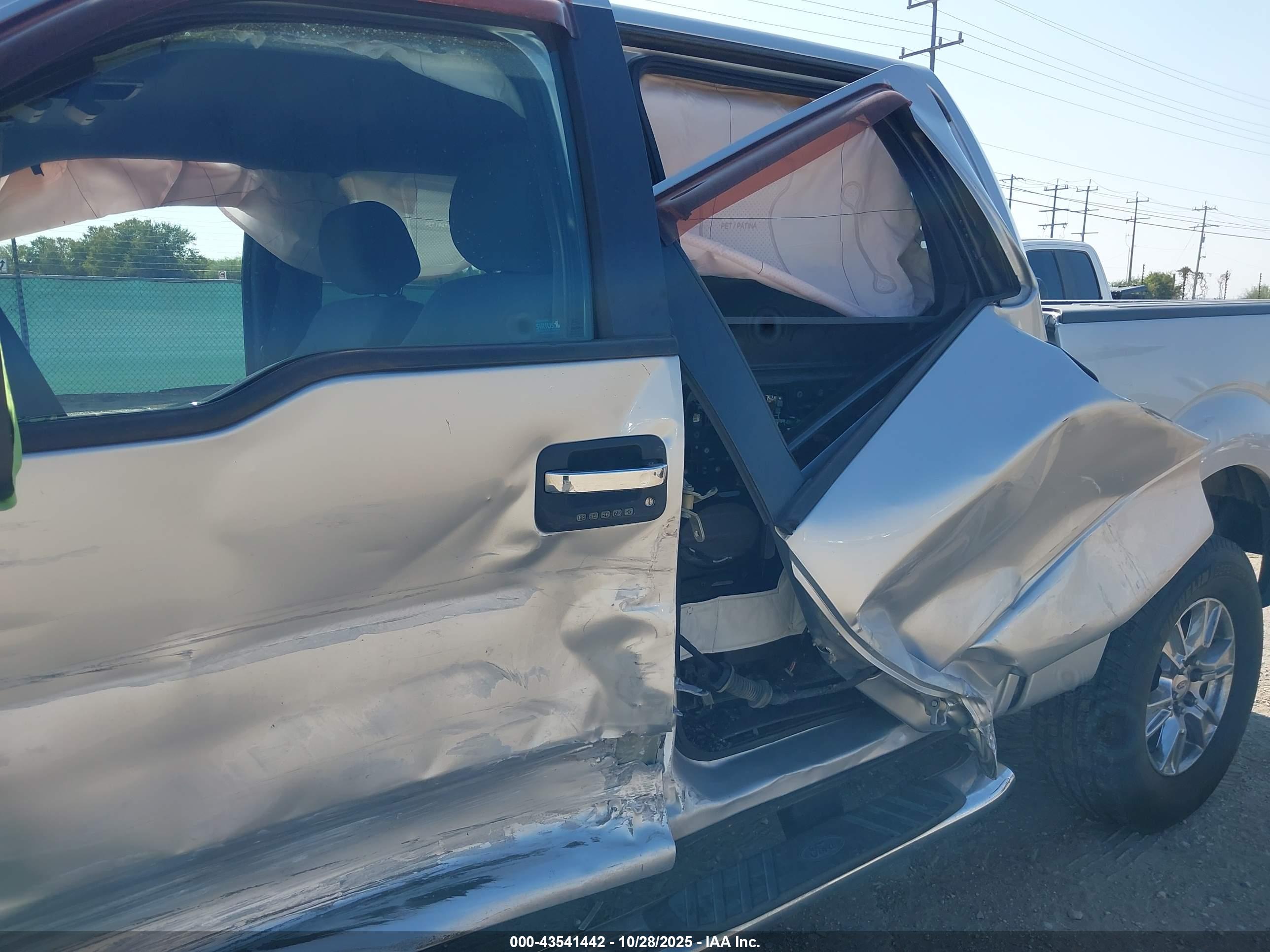 FORD F-150 image 6