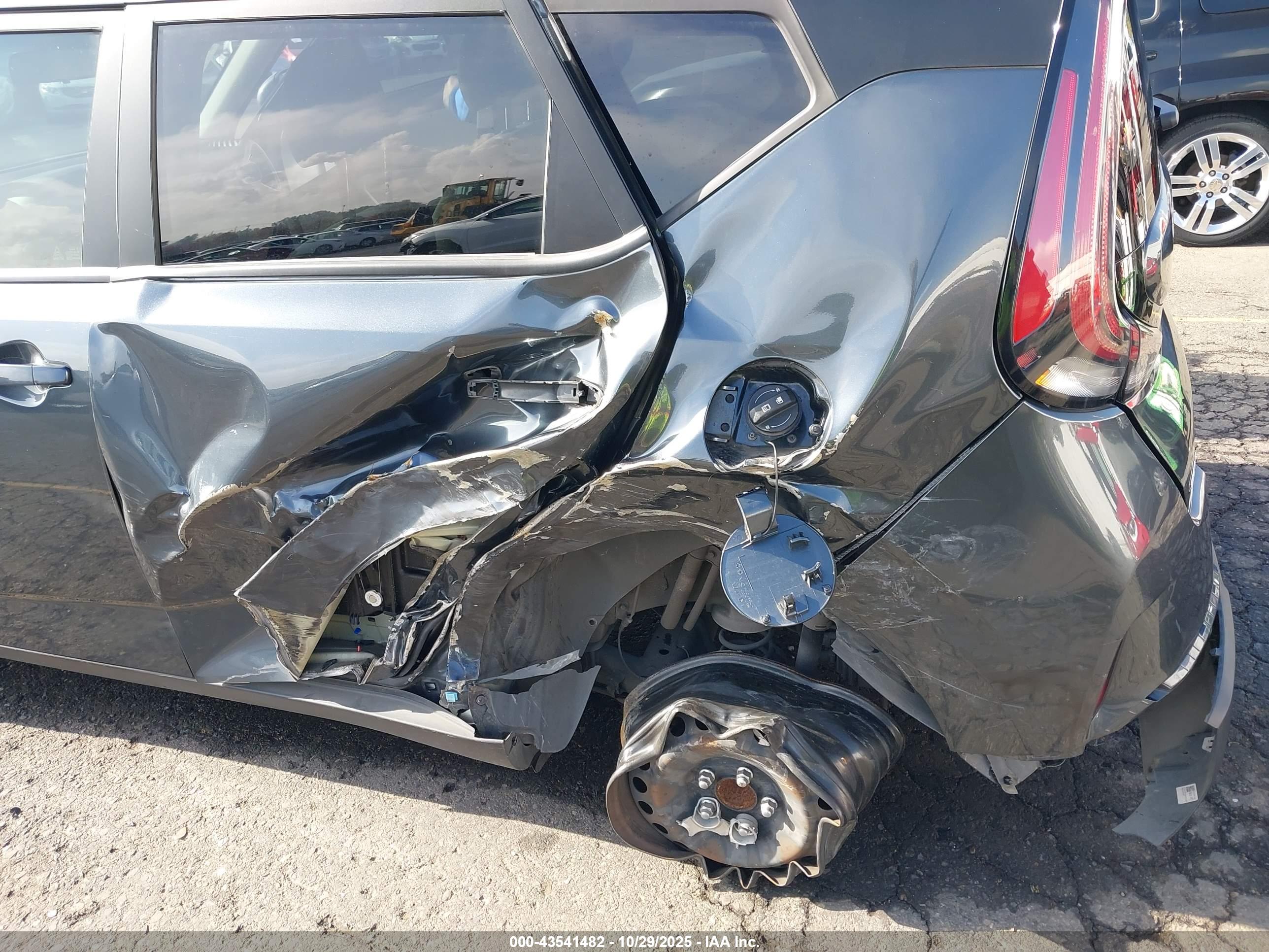 KIA SOUL image 6