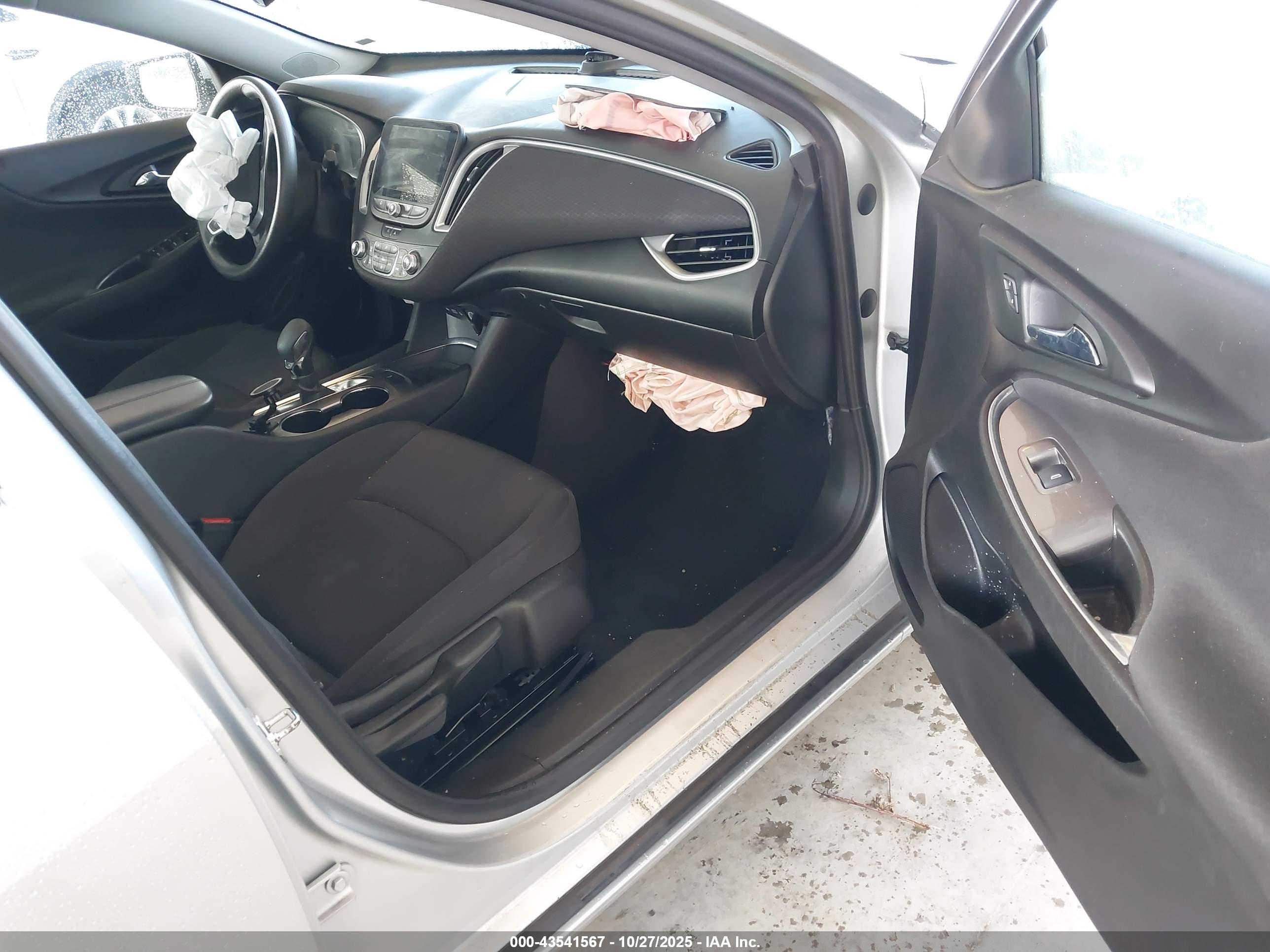 CHEVROLET MALIBU image 5