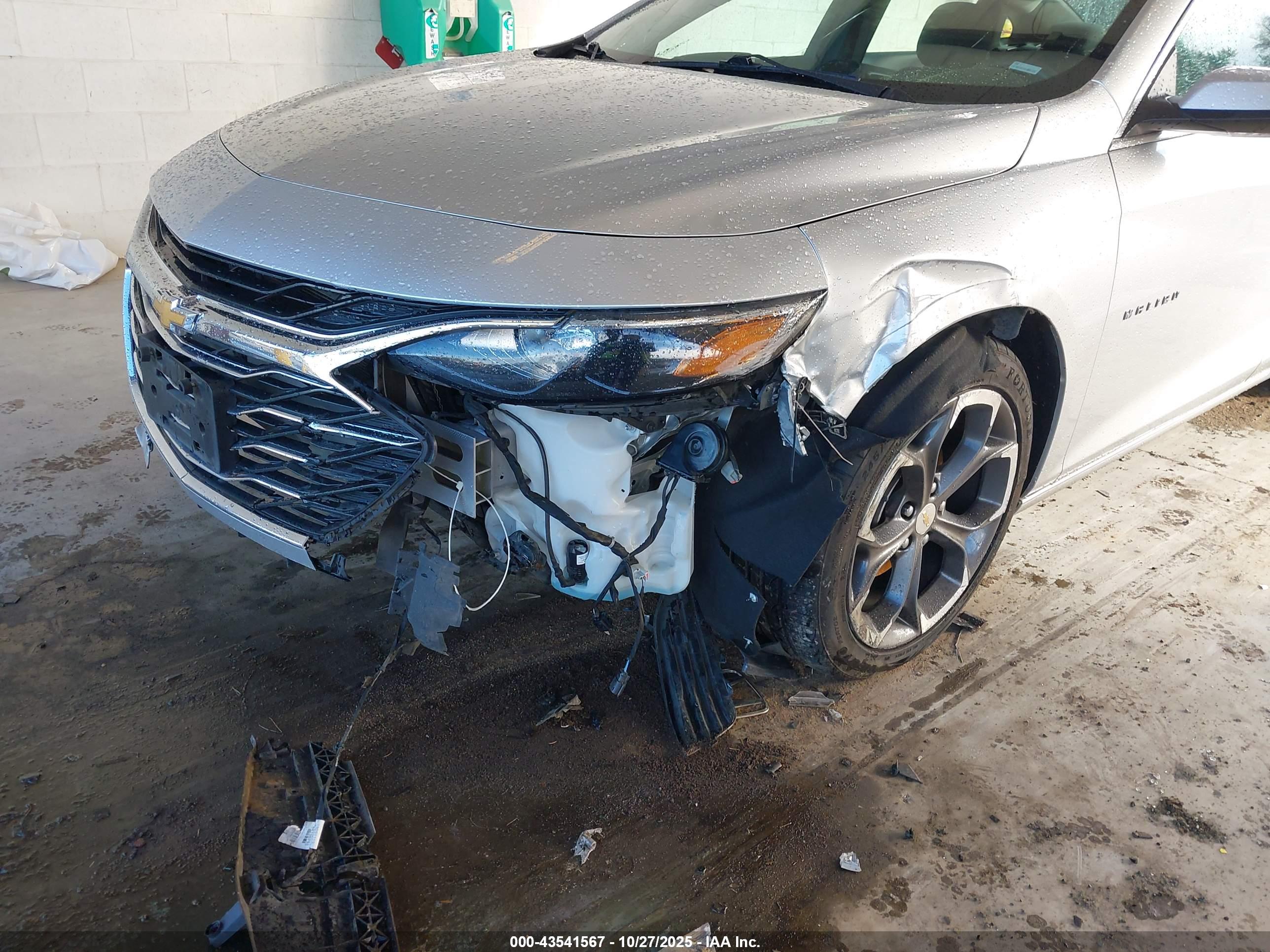 CHEVROLET MALIBU image 6