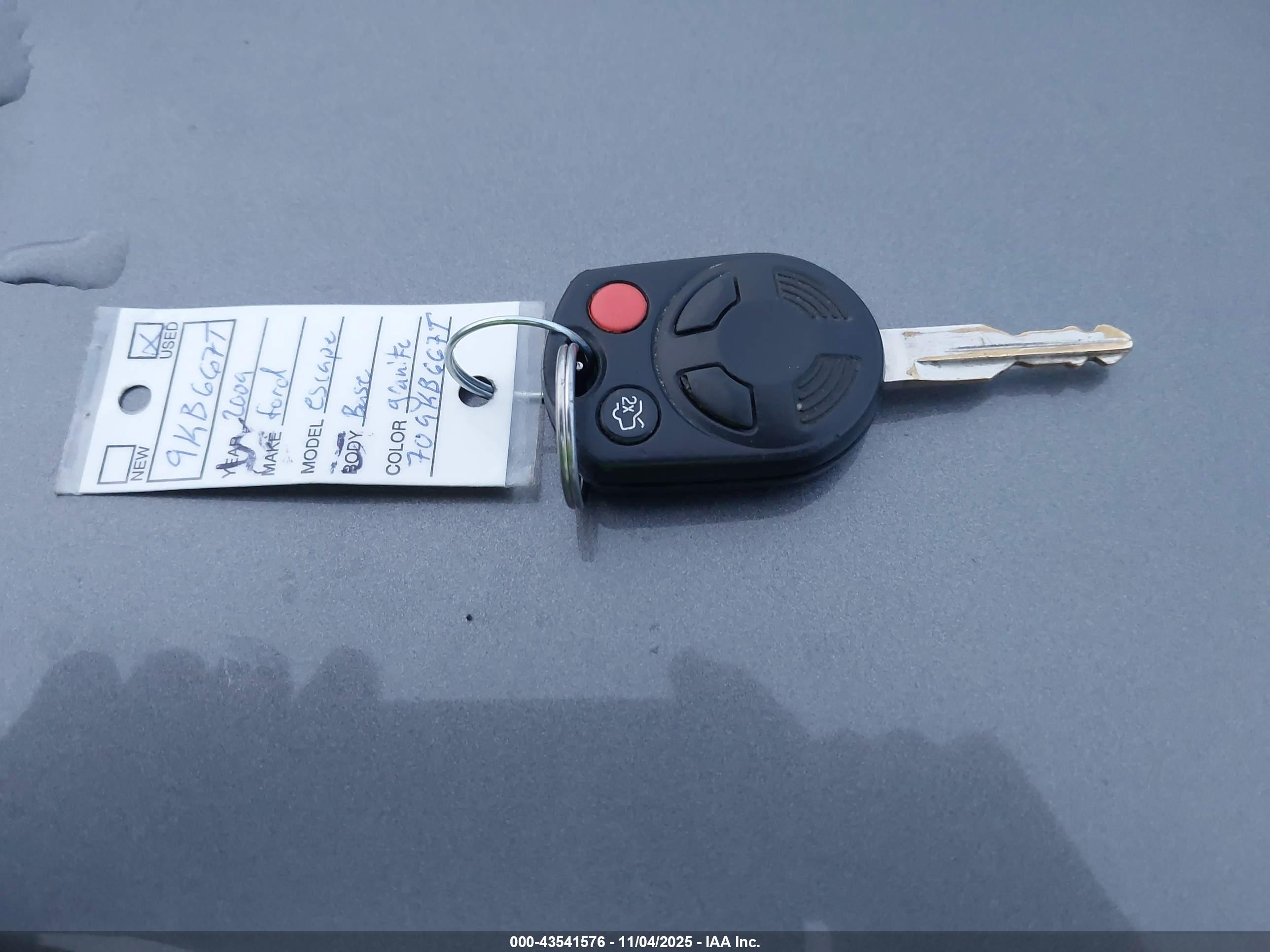 FORD ESCAPE image 11