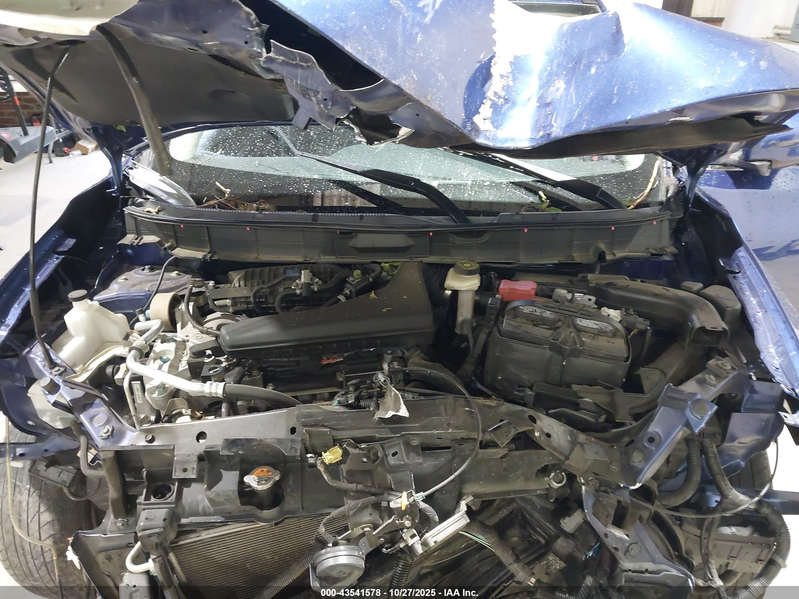 NISSAN ROGUE image 10