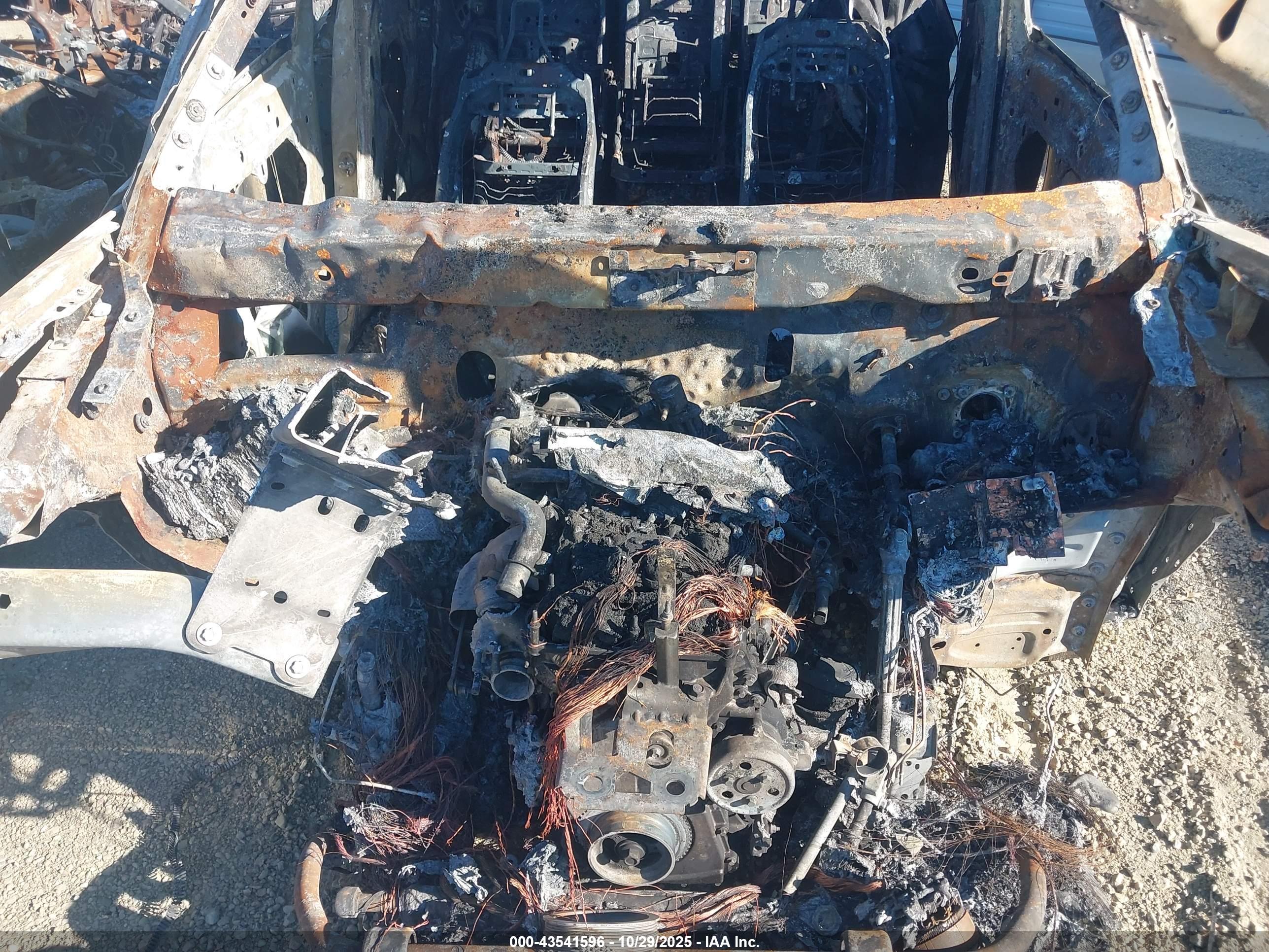 FORD EXPLORER image 10